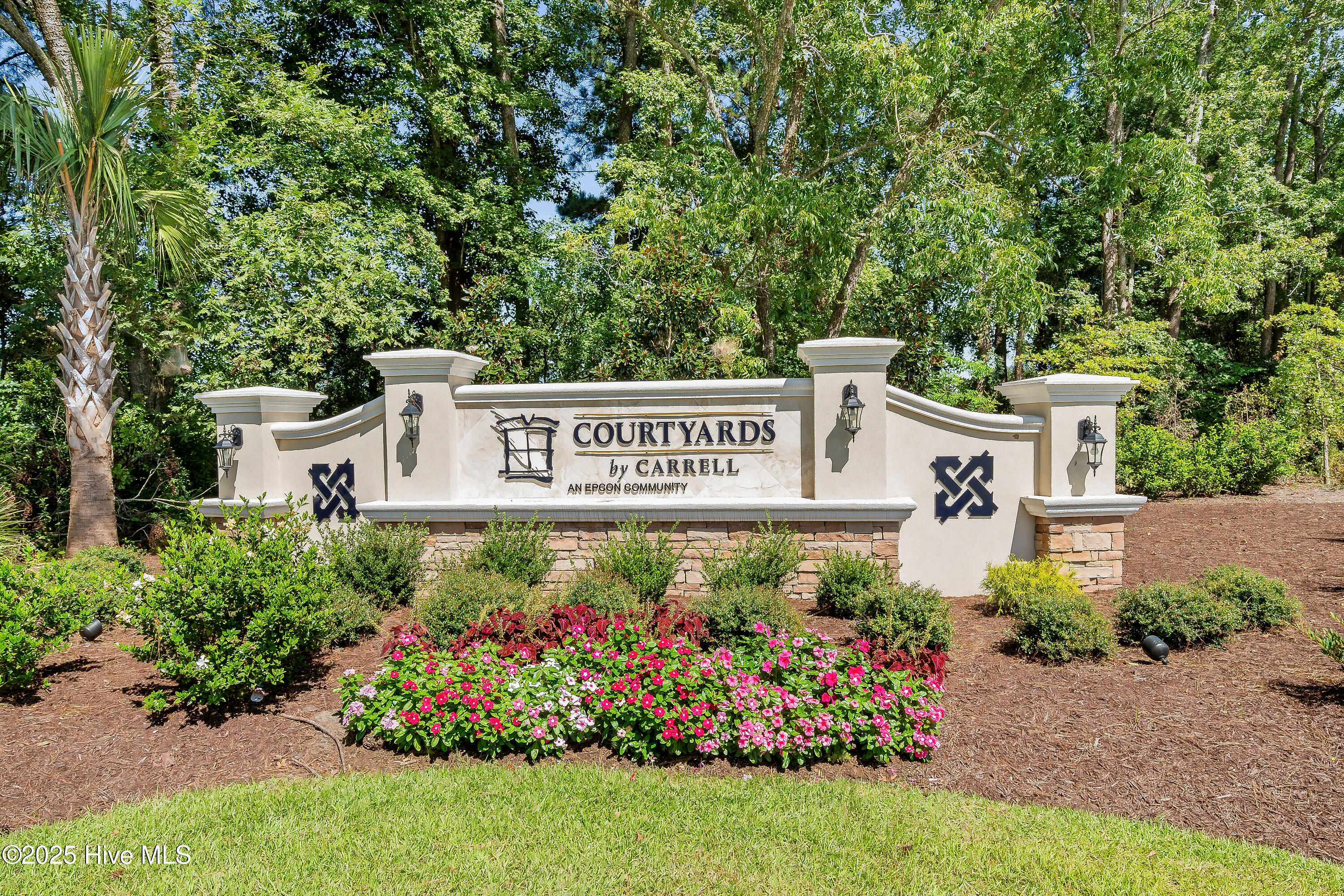 100496810 | Photo 58