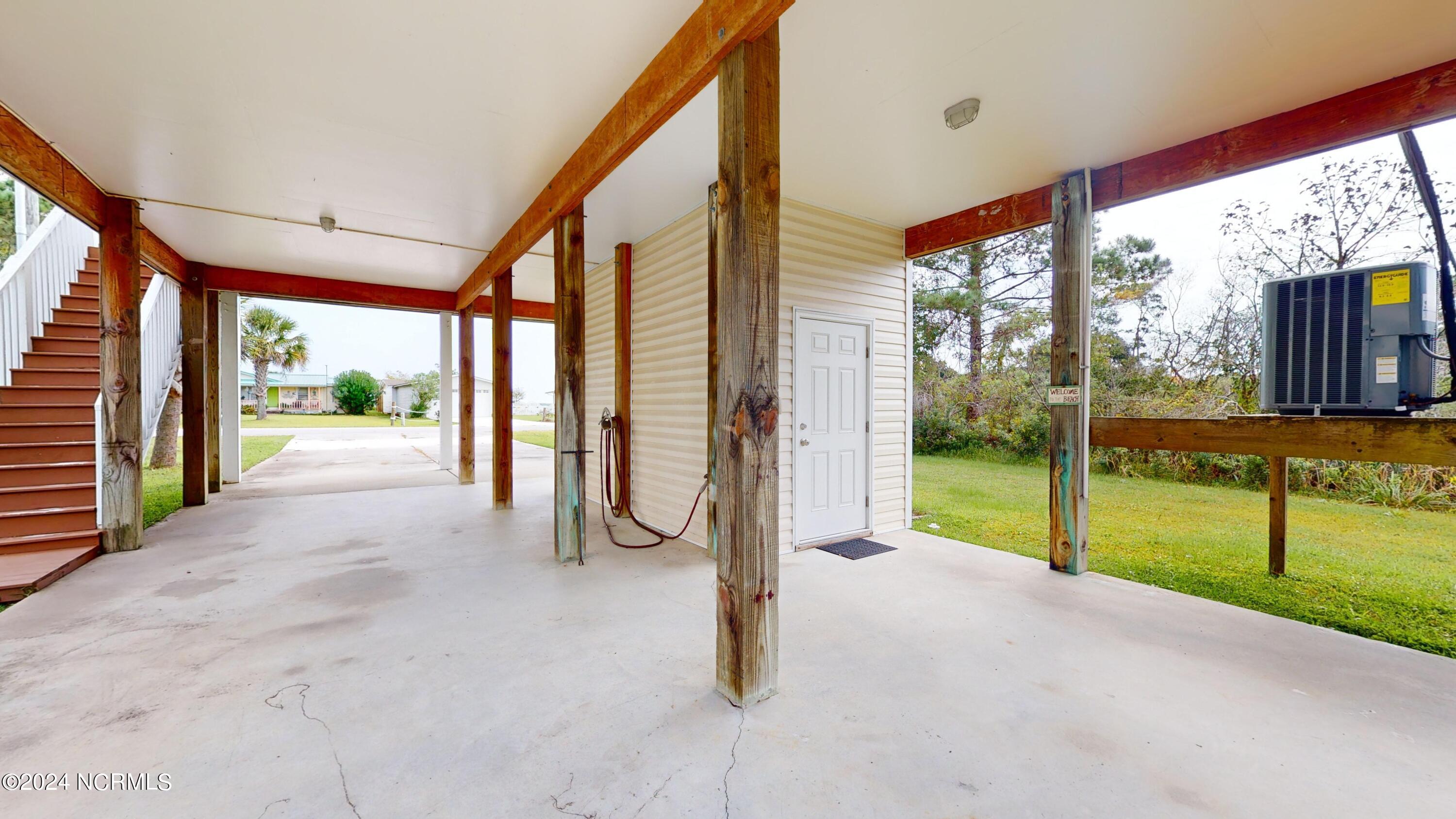 100469557 | Photo 12