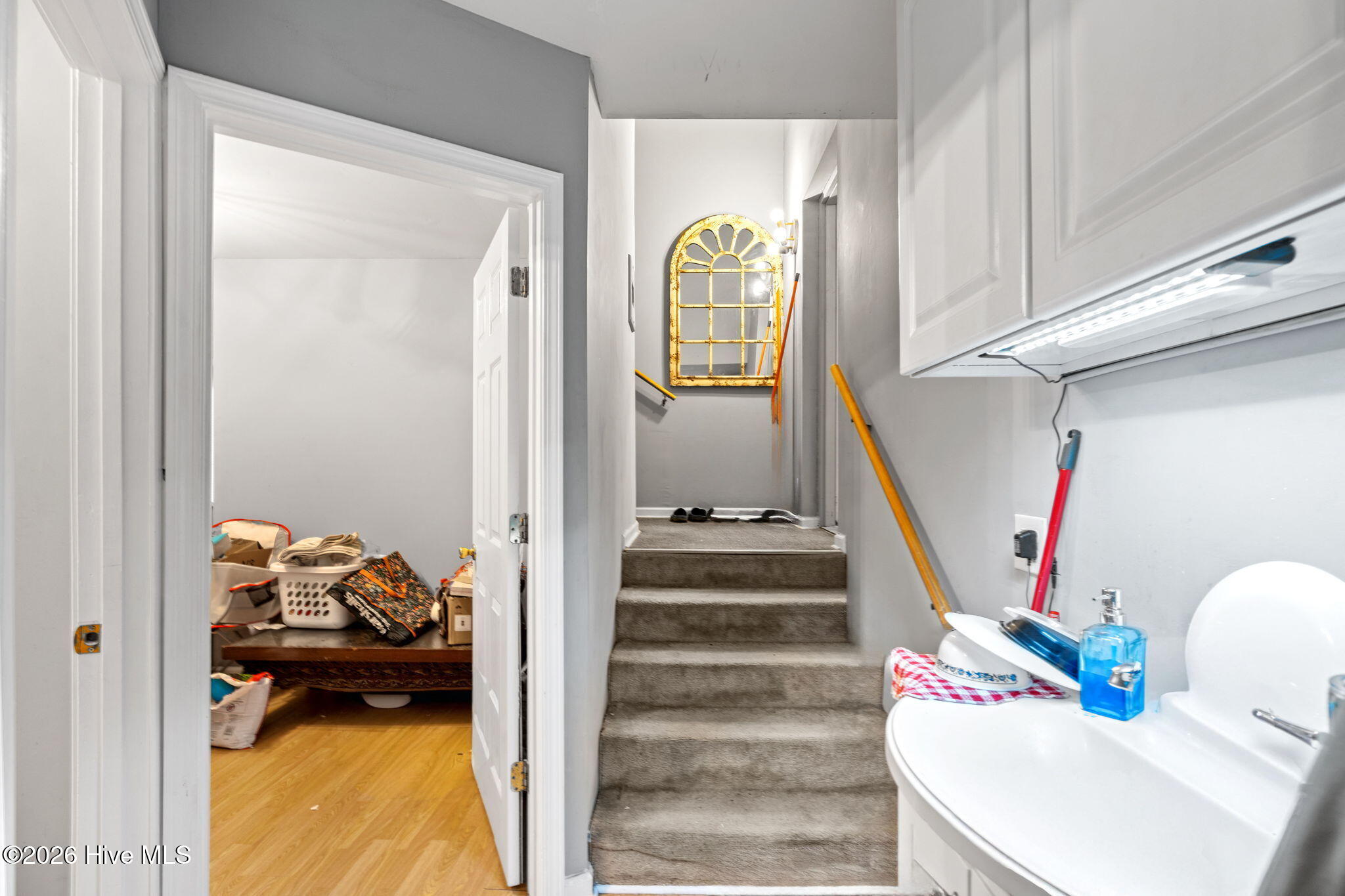 100557144 | Photo 38