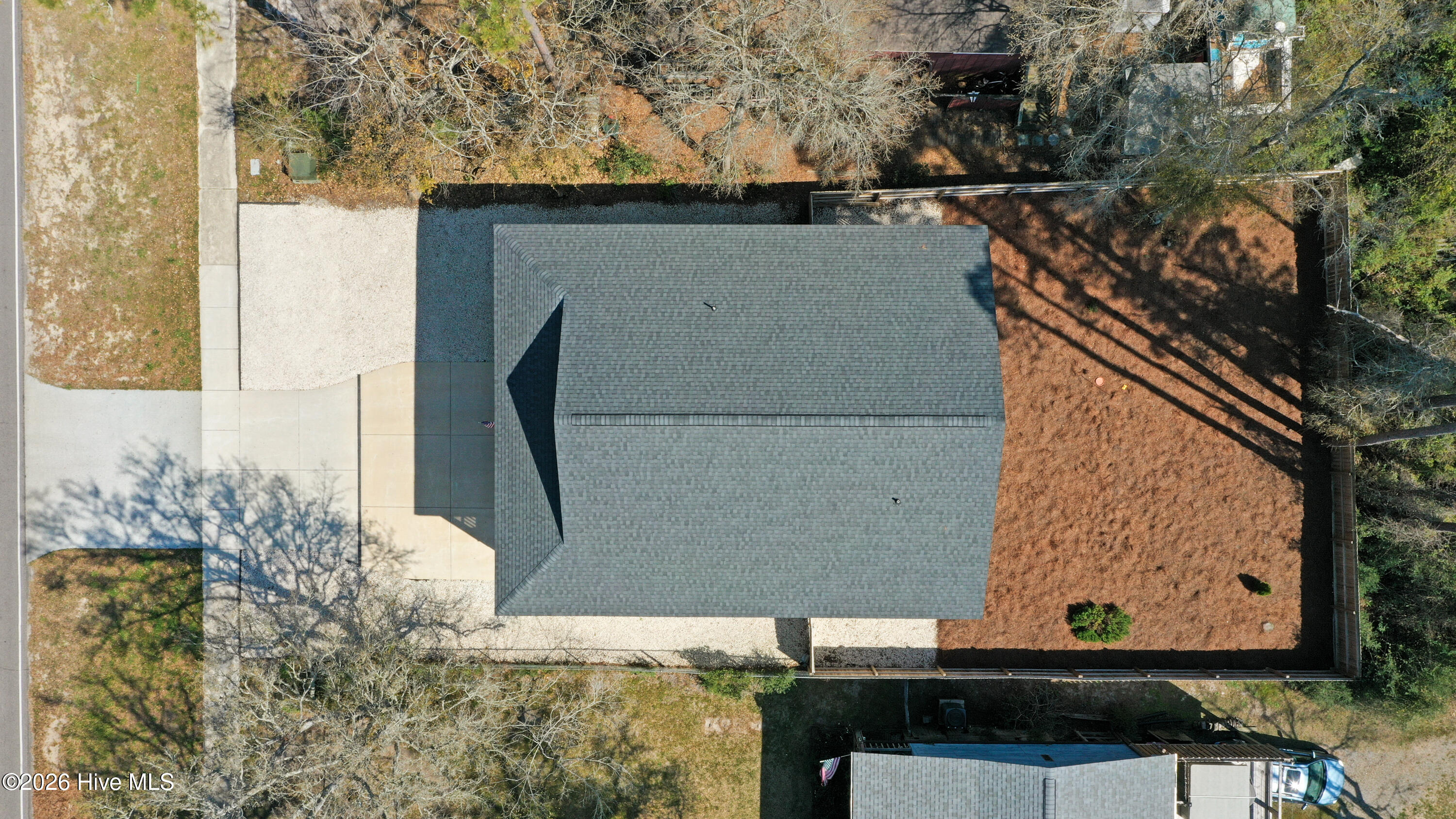 100564163 | Photo 39