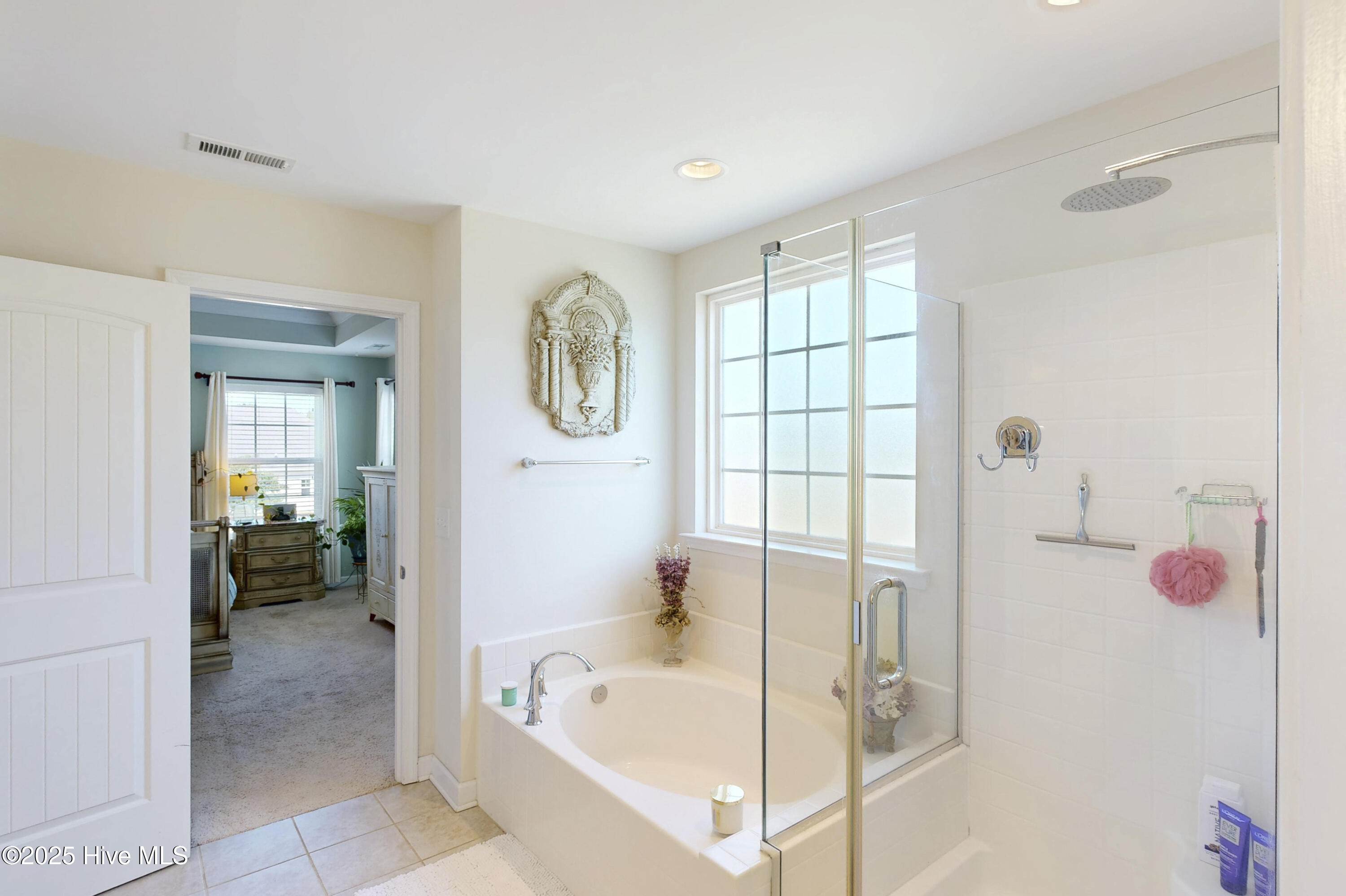 100509634 | Photo 32