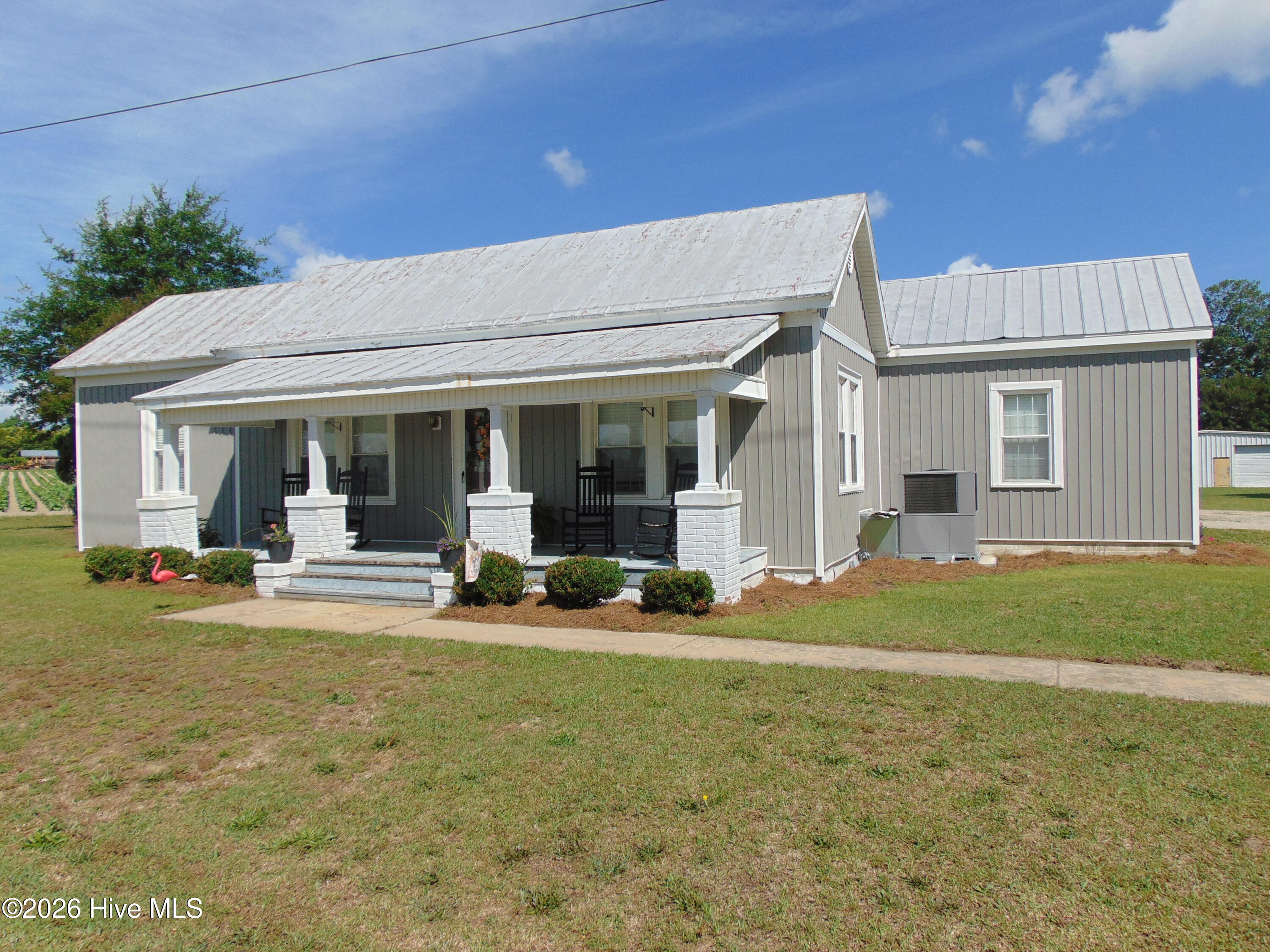 FEATURED LISTINGS