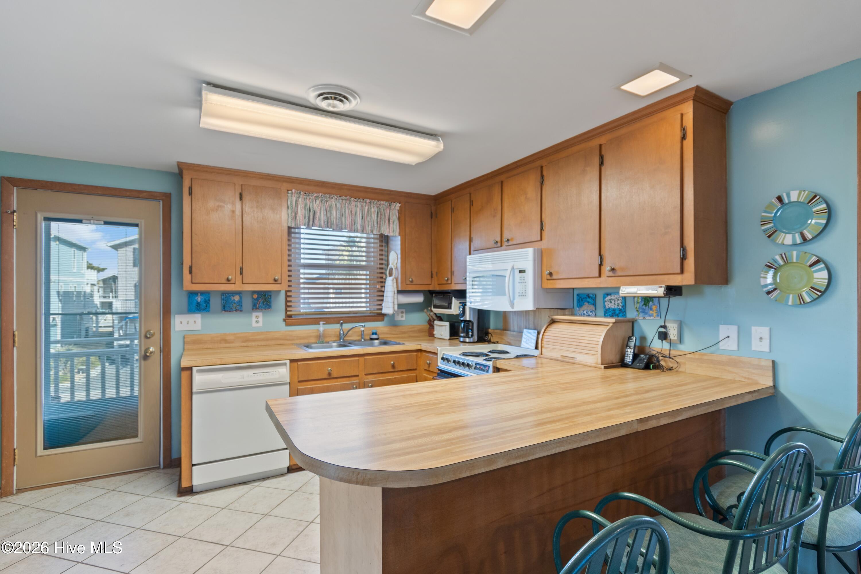 100553939 | Photo 13