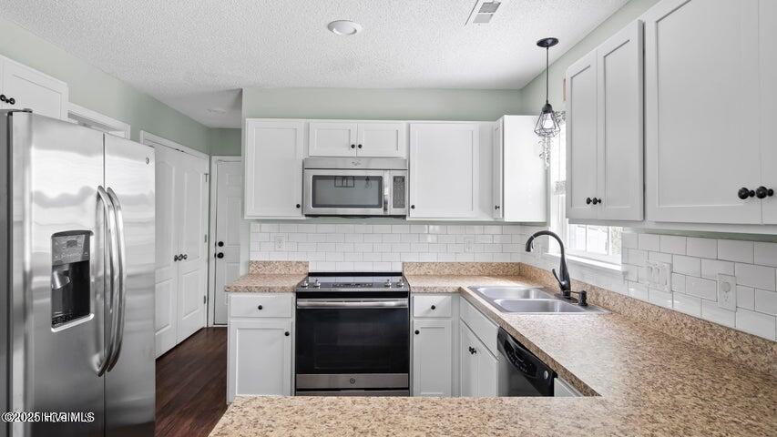 100545055 | Photo 12