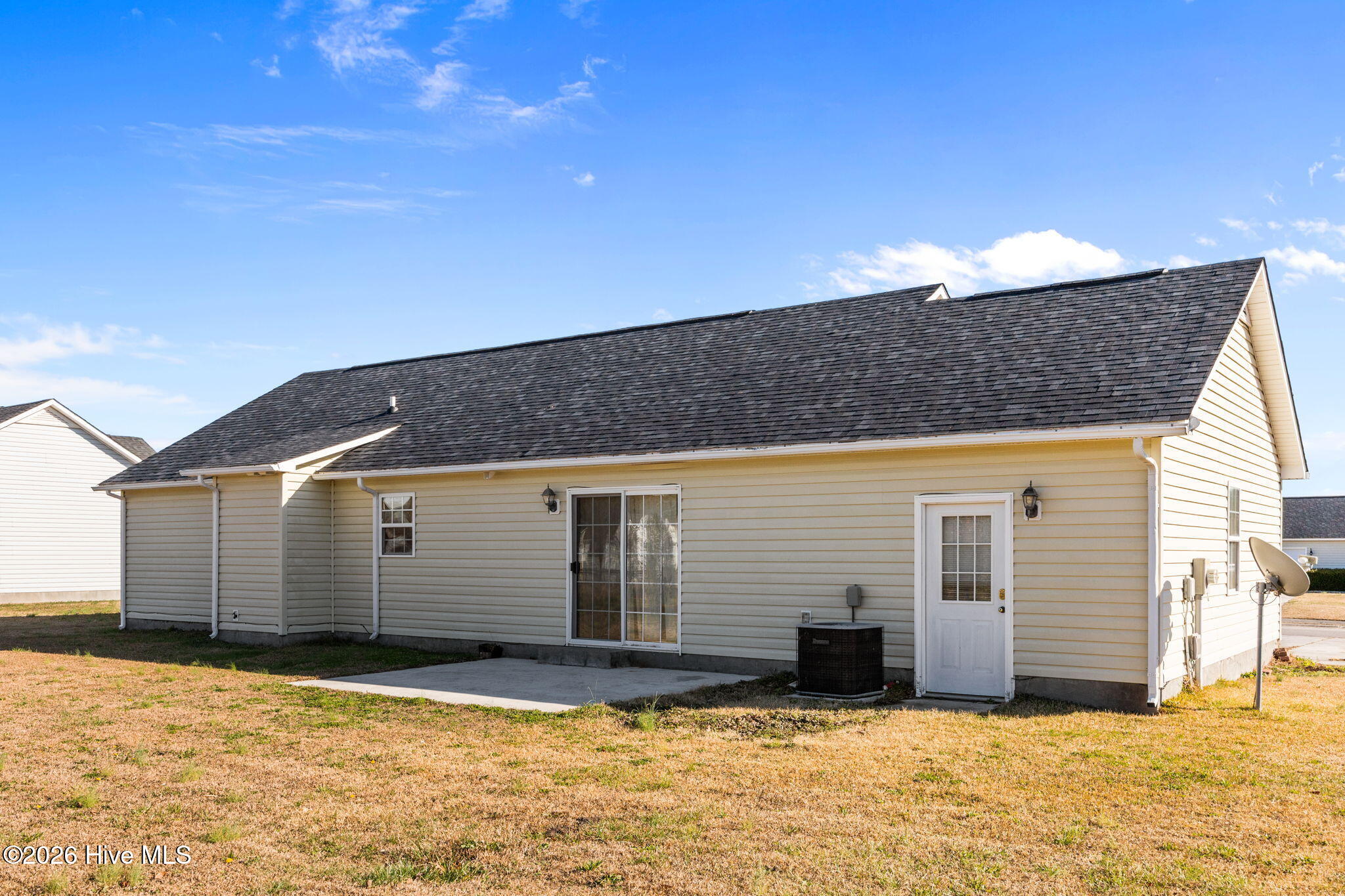 100550367 | Photo 41