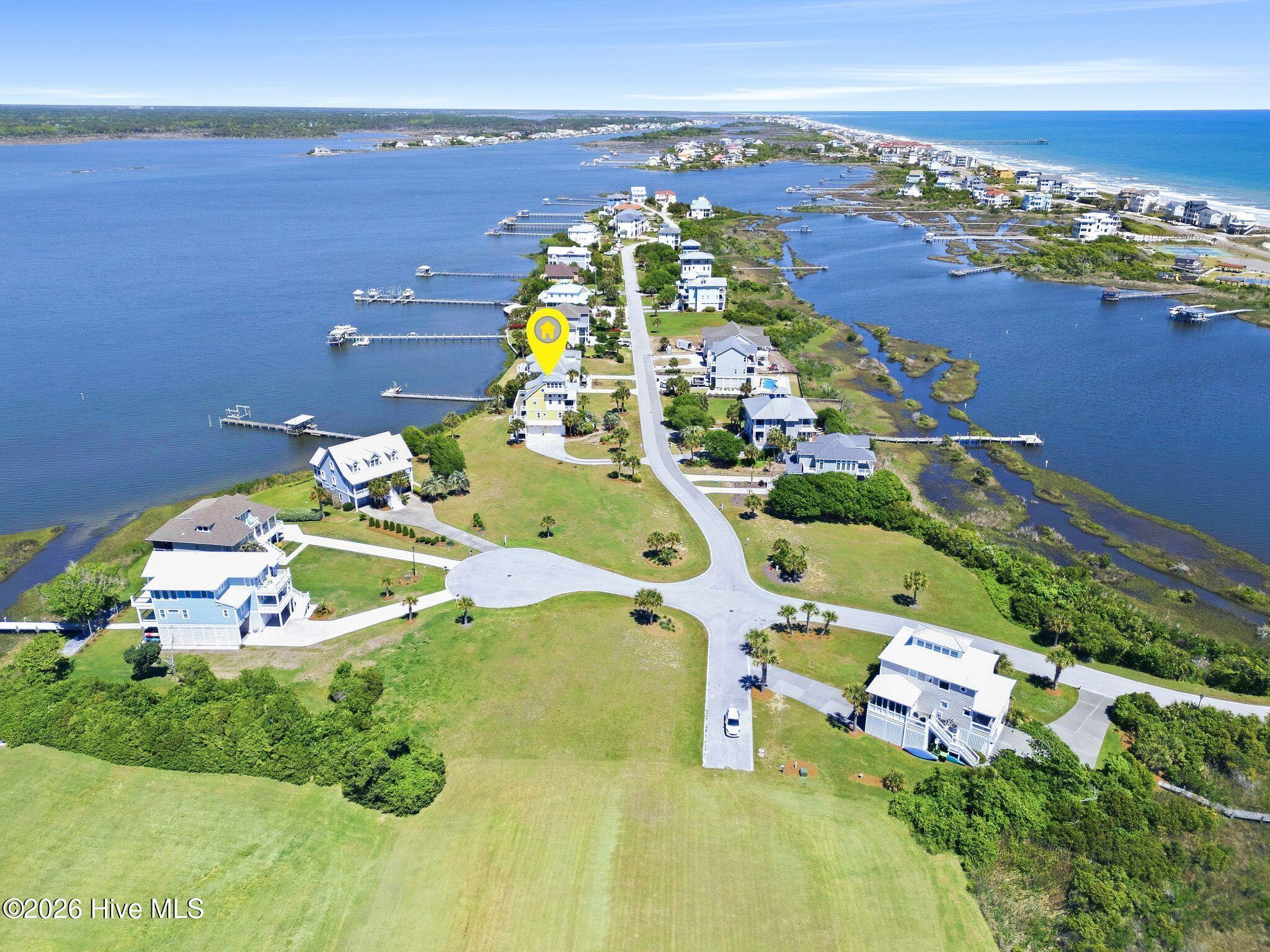 100569349 | Photo 15