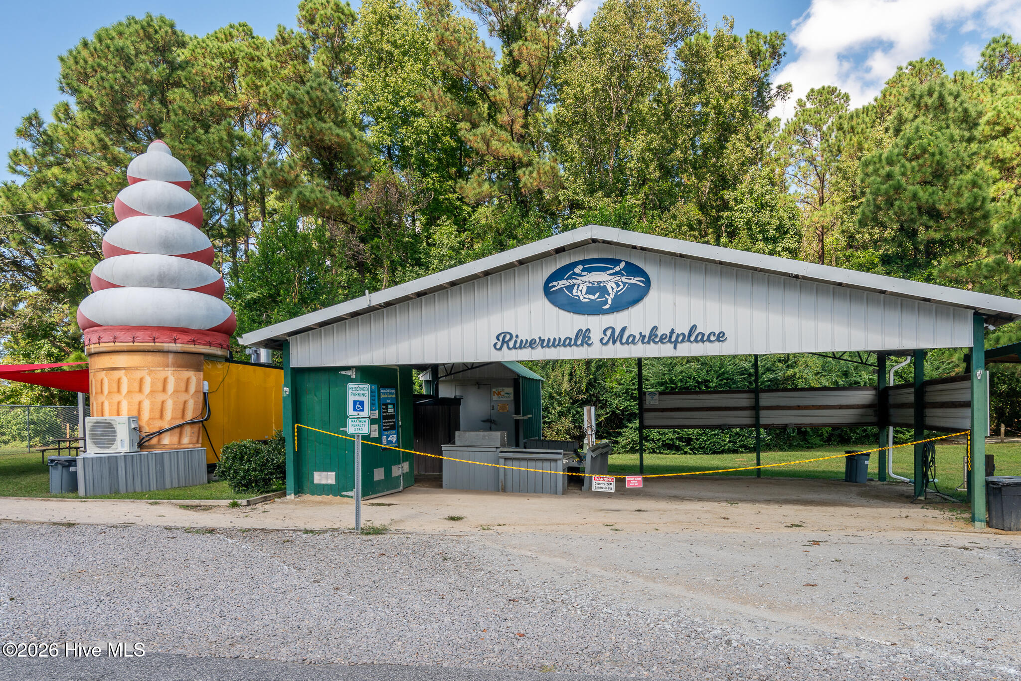 100551488 | Photo 57