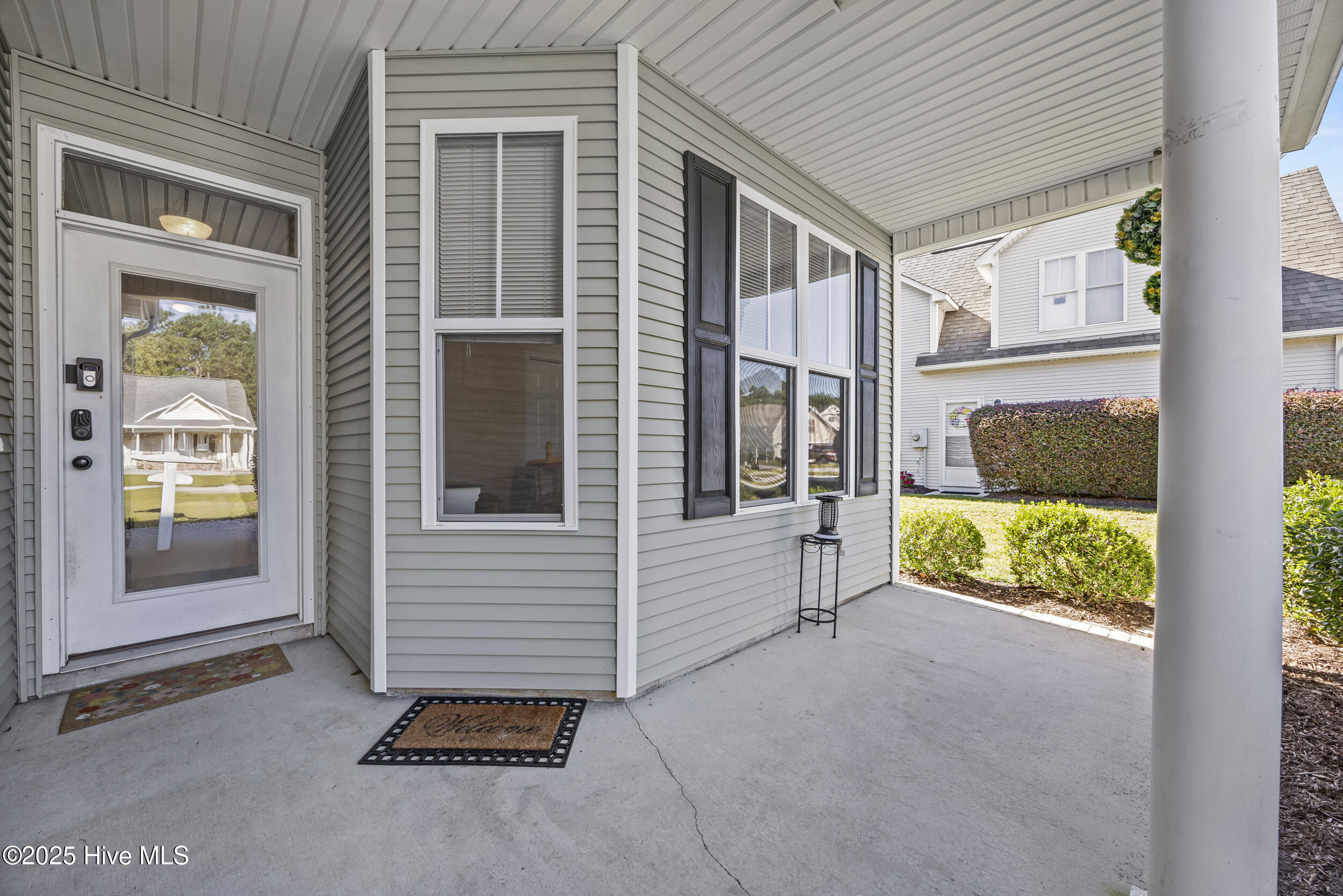 100535393 | Photo 17