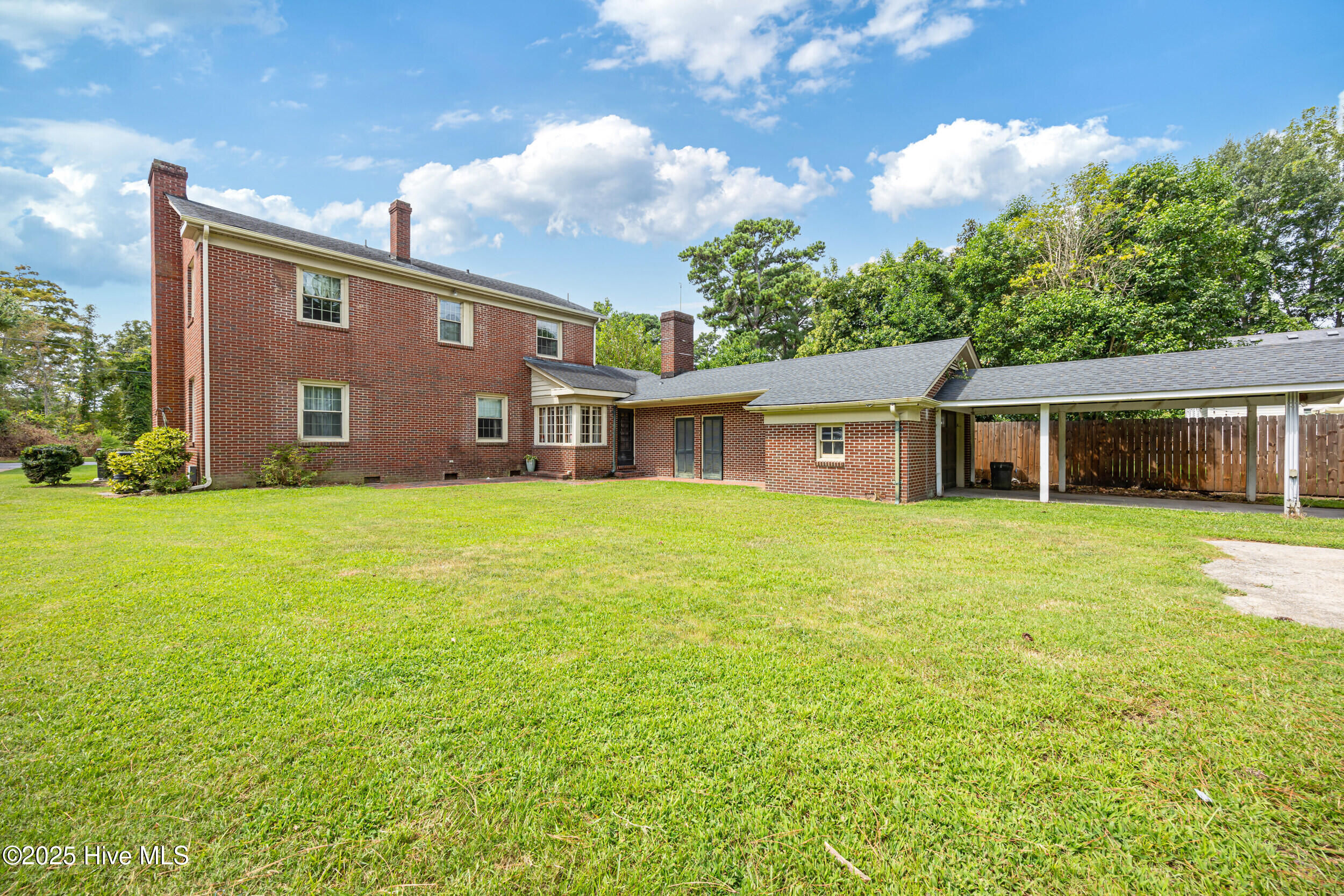 1300 Fairfax Avenue, Elizabeth City, NC, 27909