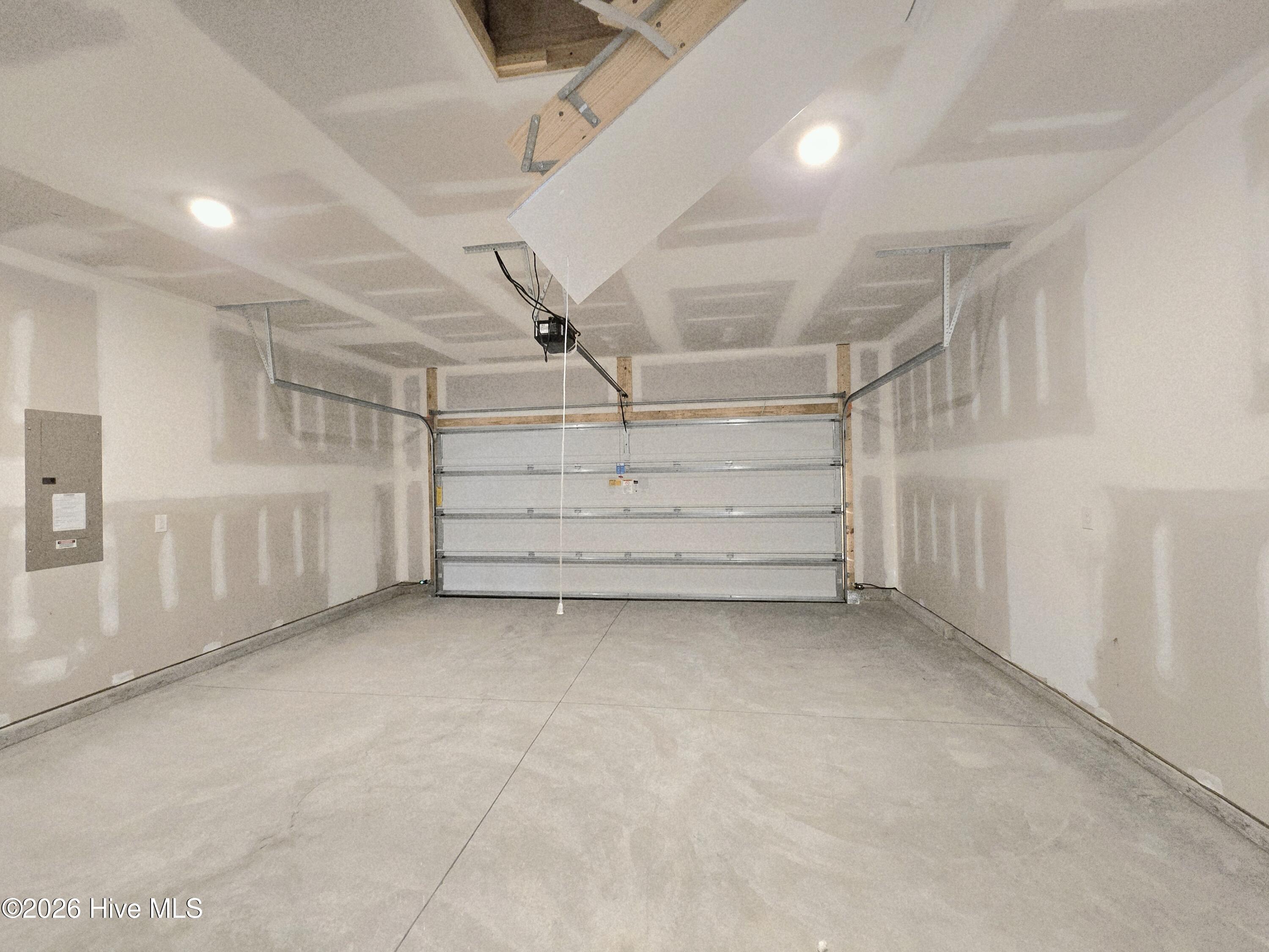 100556891 | Photo 18