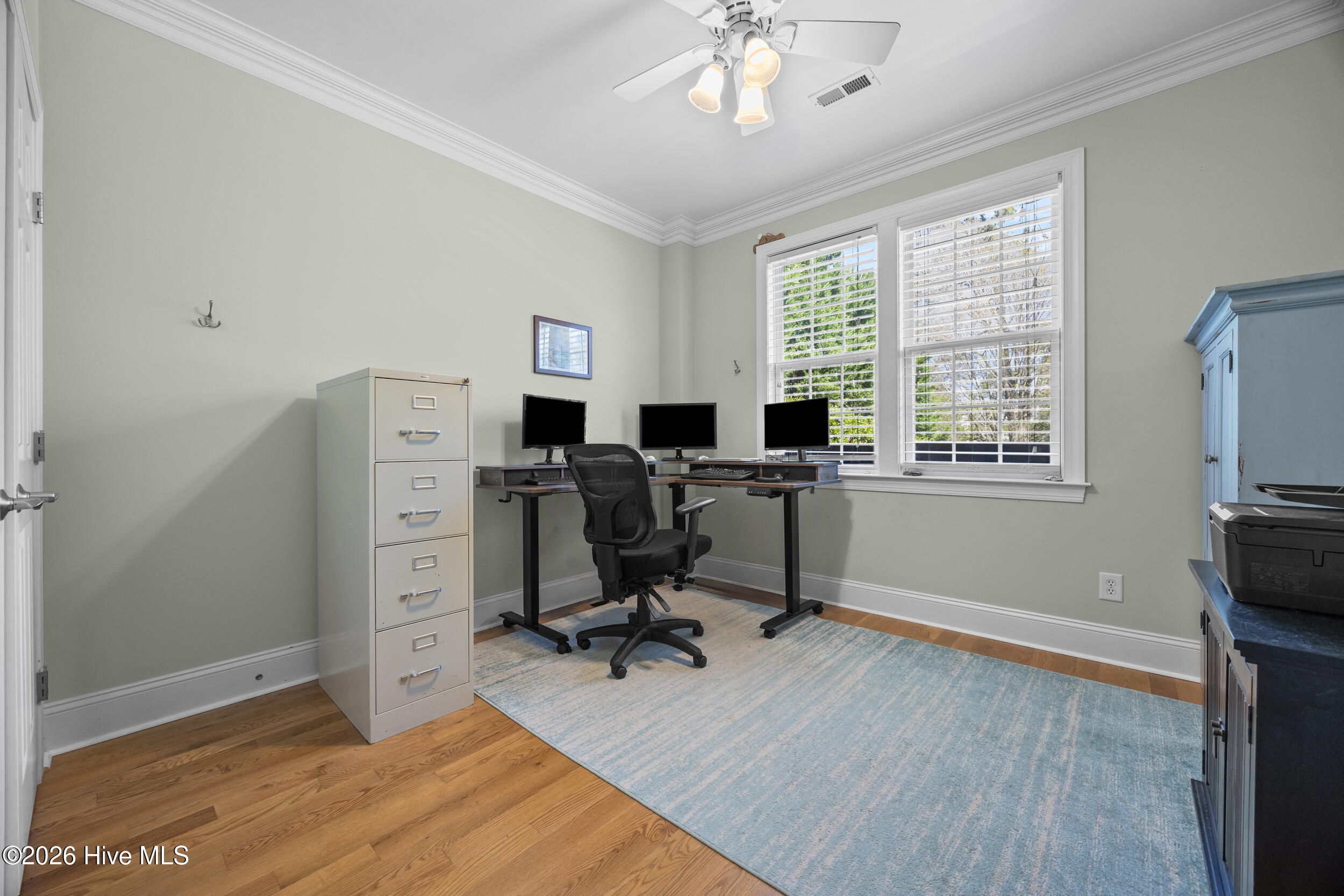 100565771 | Photo 14