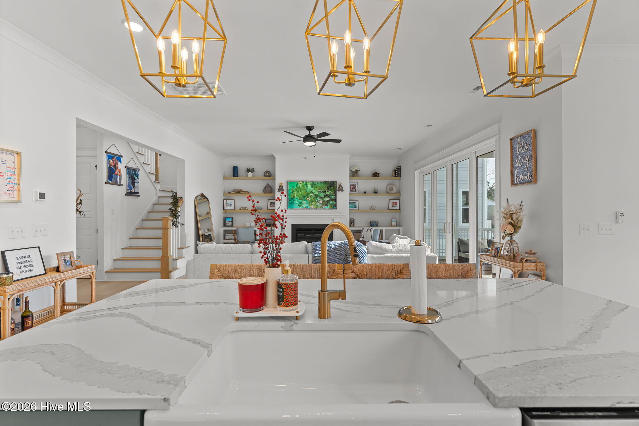 100552247 | Photo 12