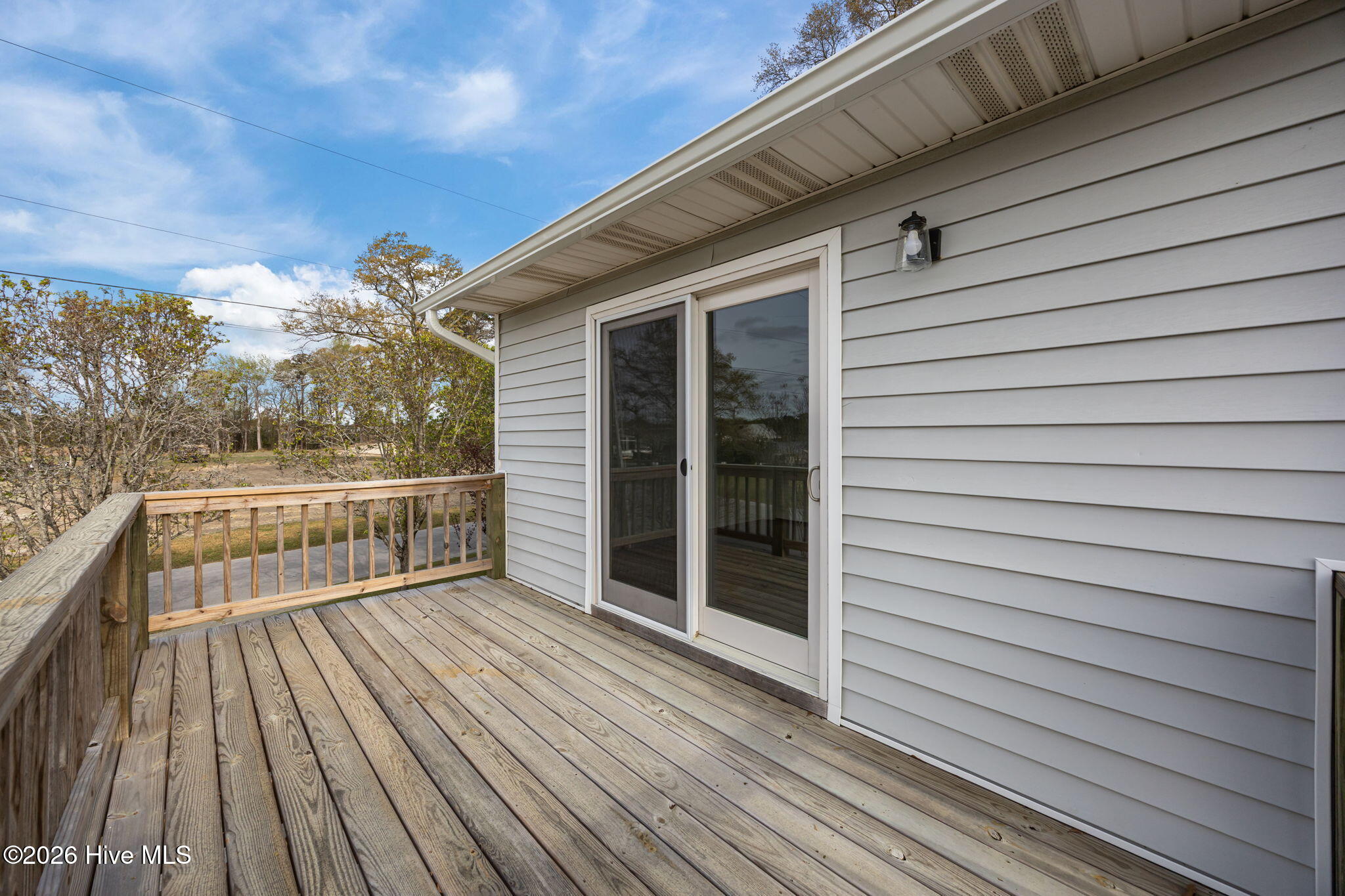 100563237 | Photo 14