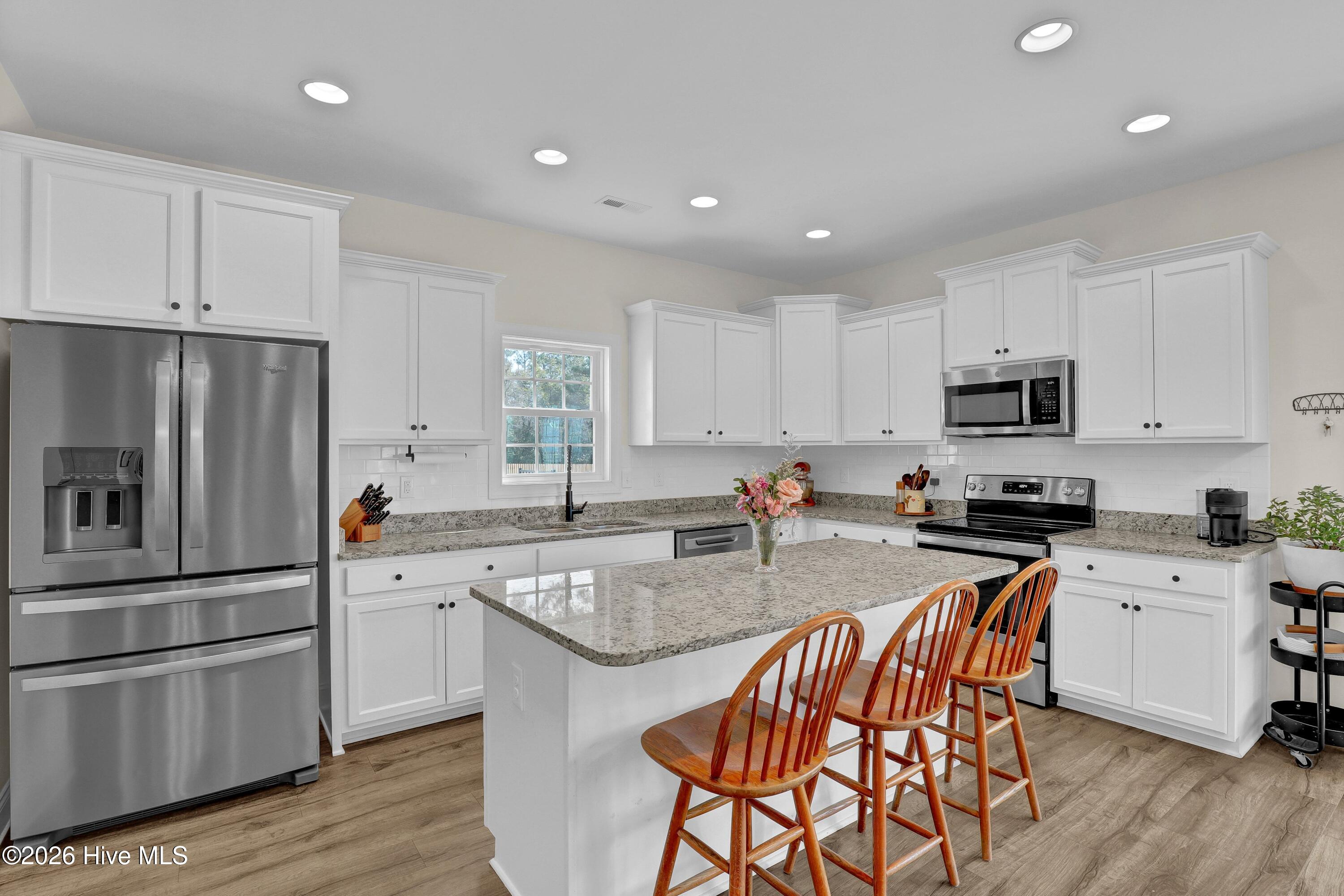 100557019 | Photo 20