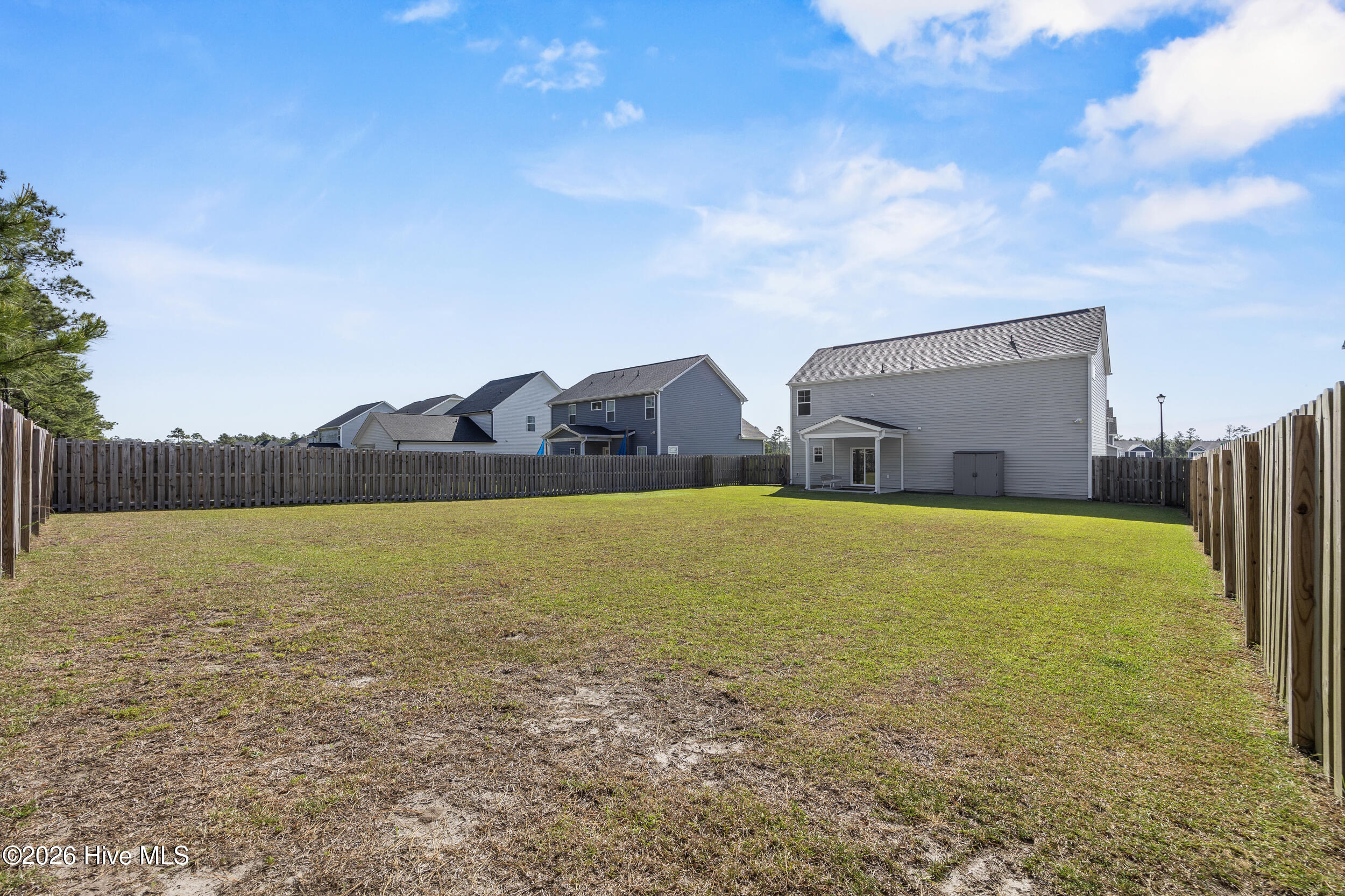 100569067 | Photo 46