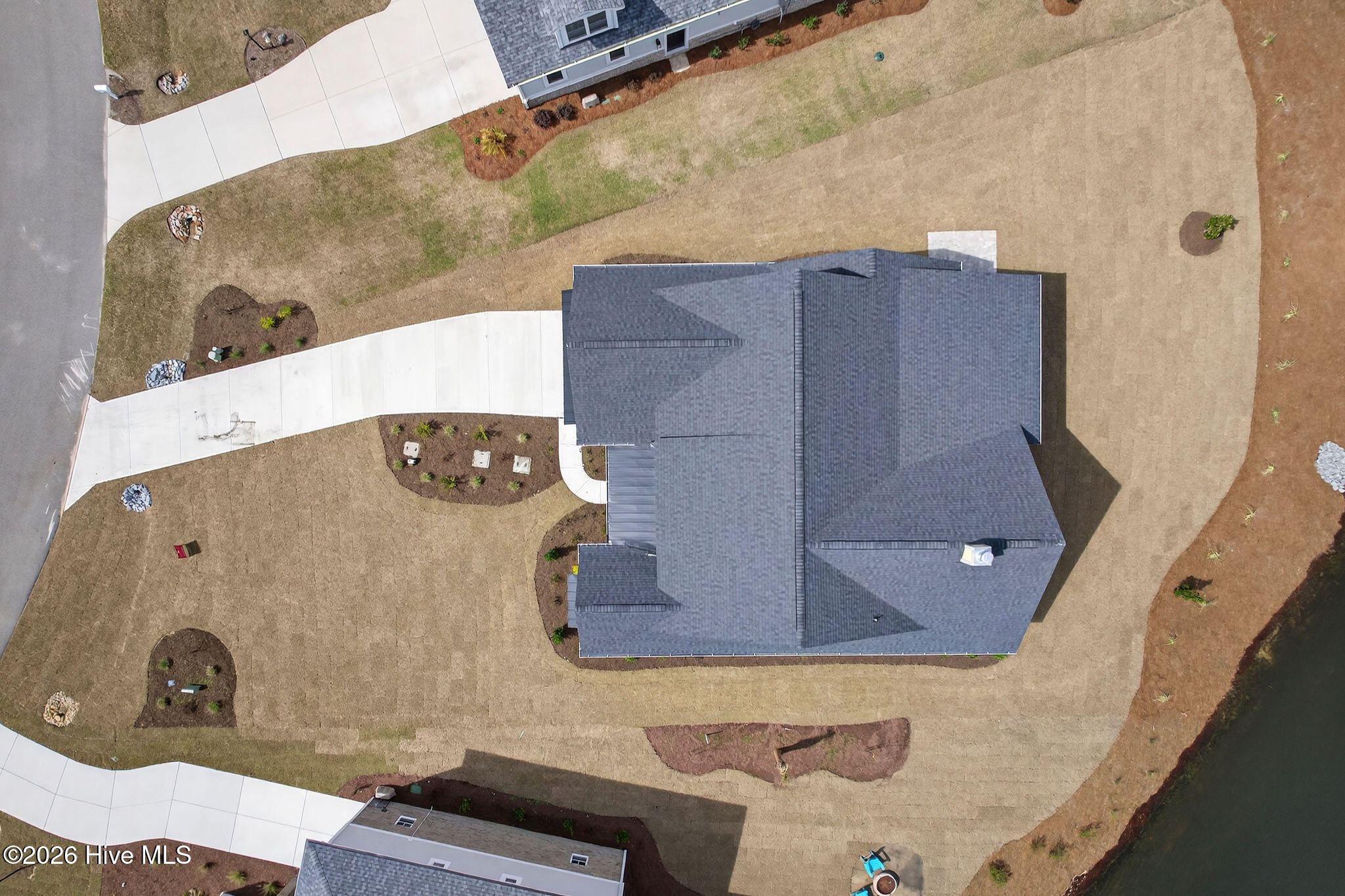 100542408 | Photo 45