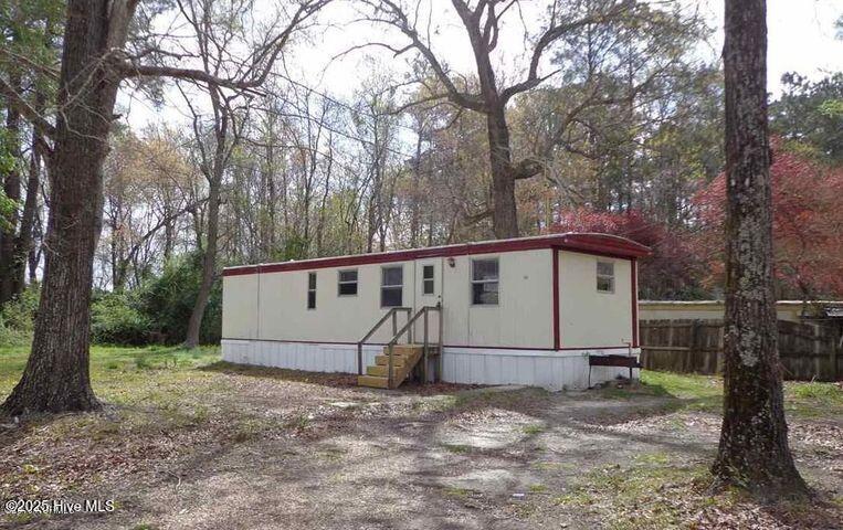 Homes for sale in Jacksonville, NC | 141 Denise Dr, Jacksonville, NC 28540 | MLS# 100541374