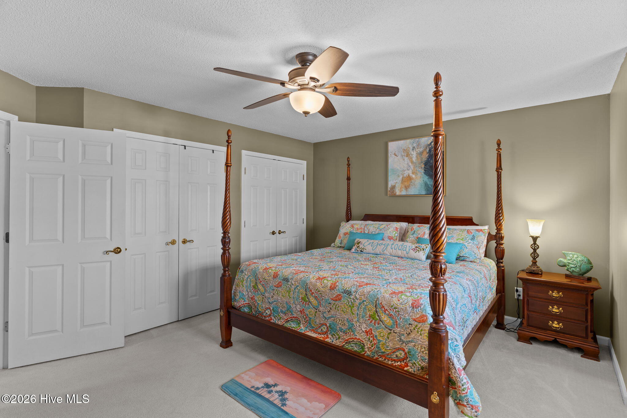 100550707 | Photo 29