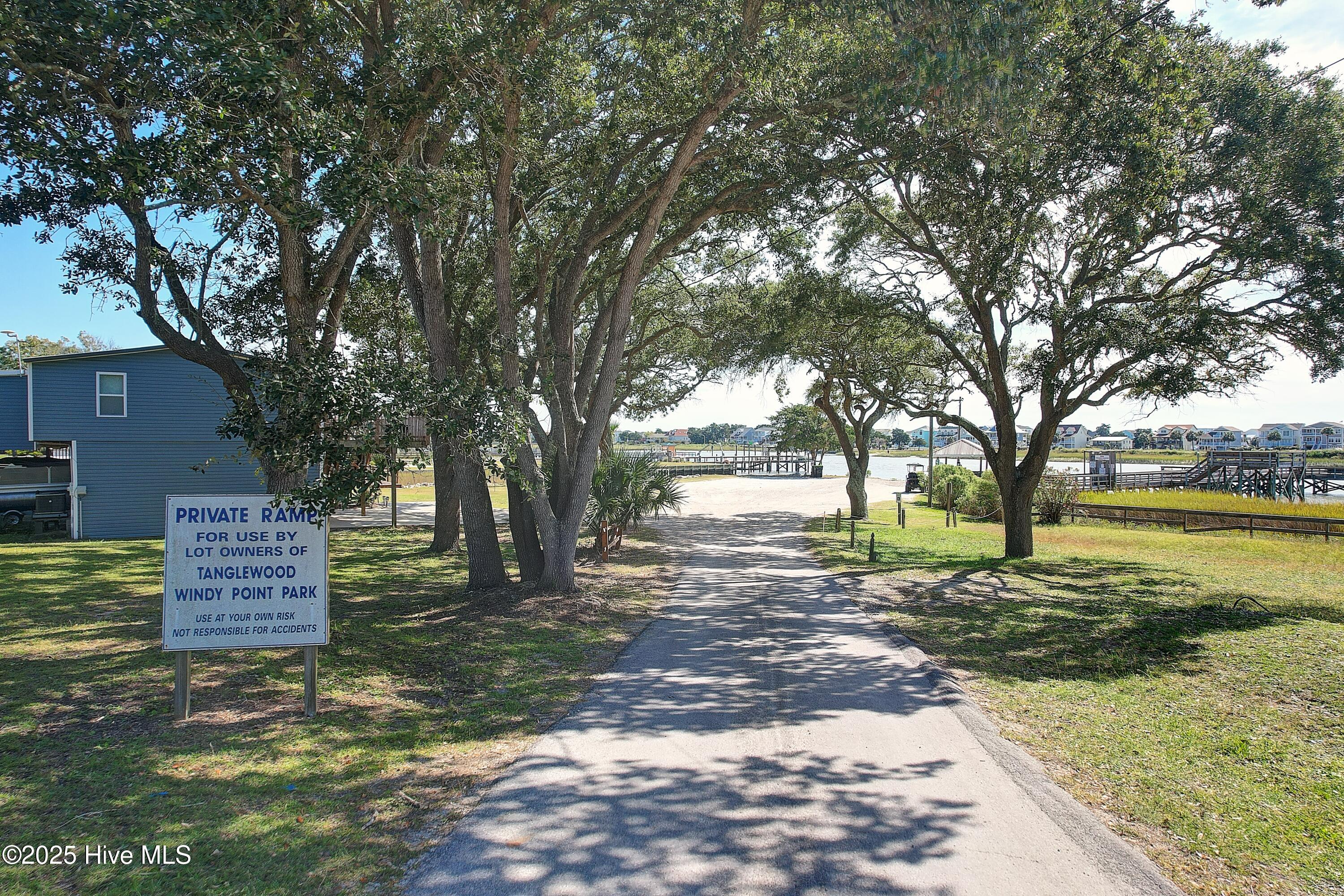 100518587 | Photo 46