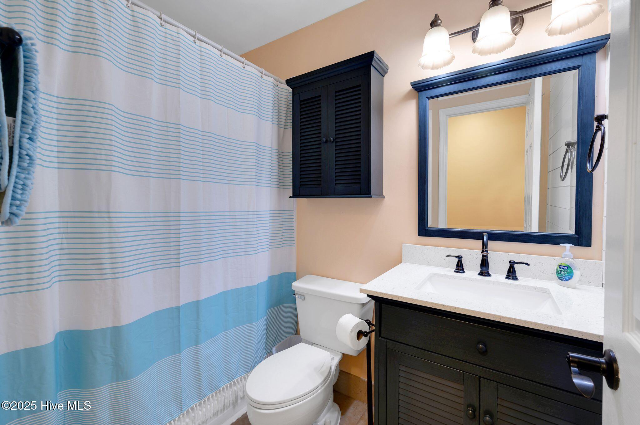 100498114 | Photo 18