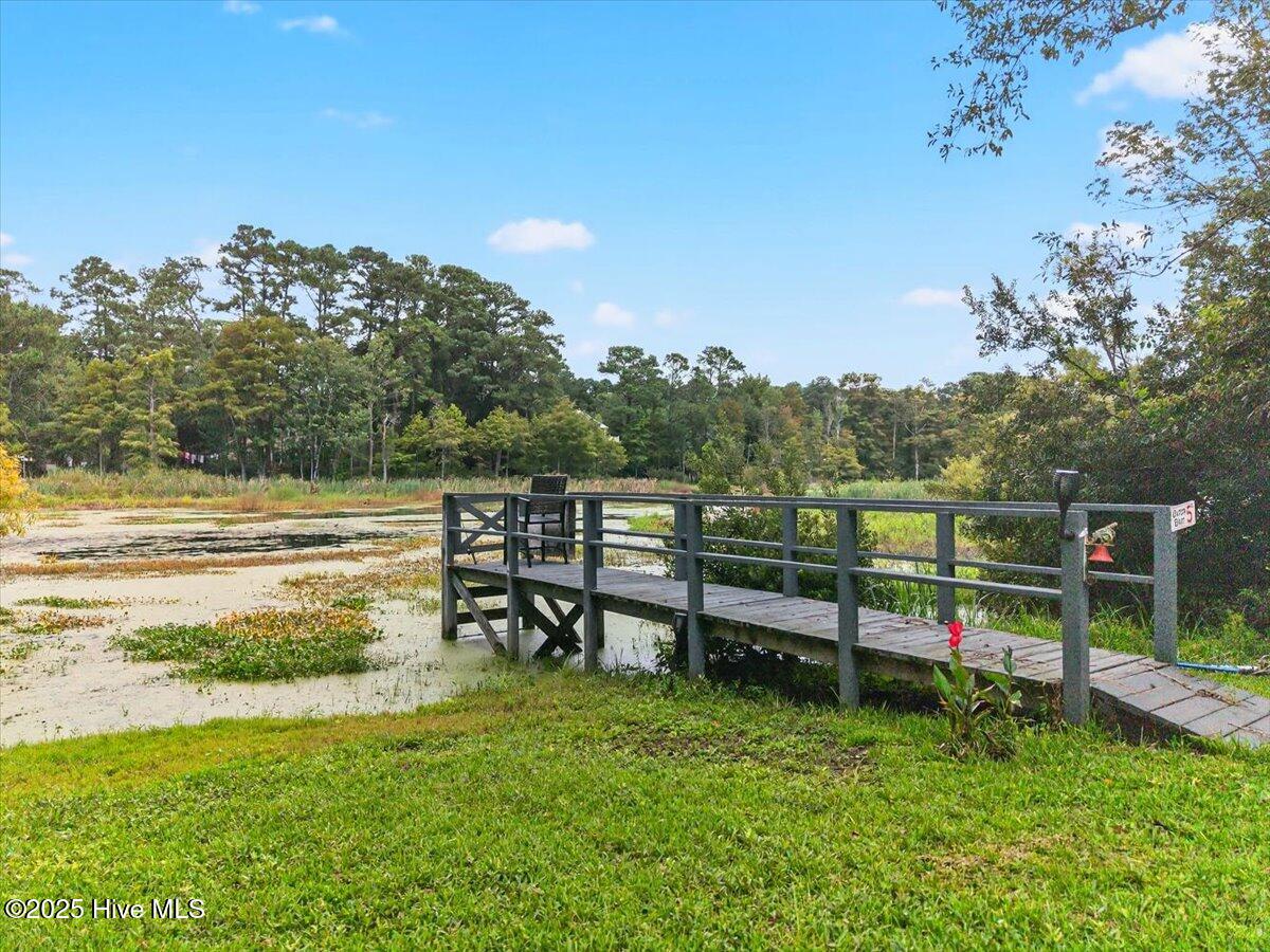 100525090 | Photo 42