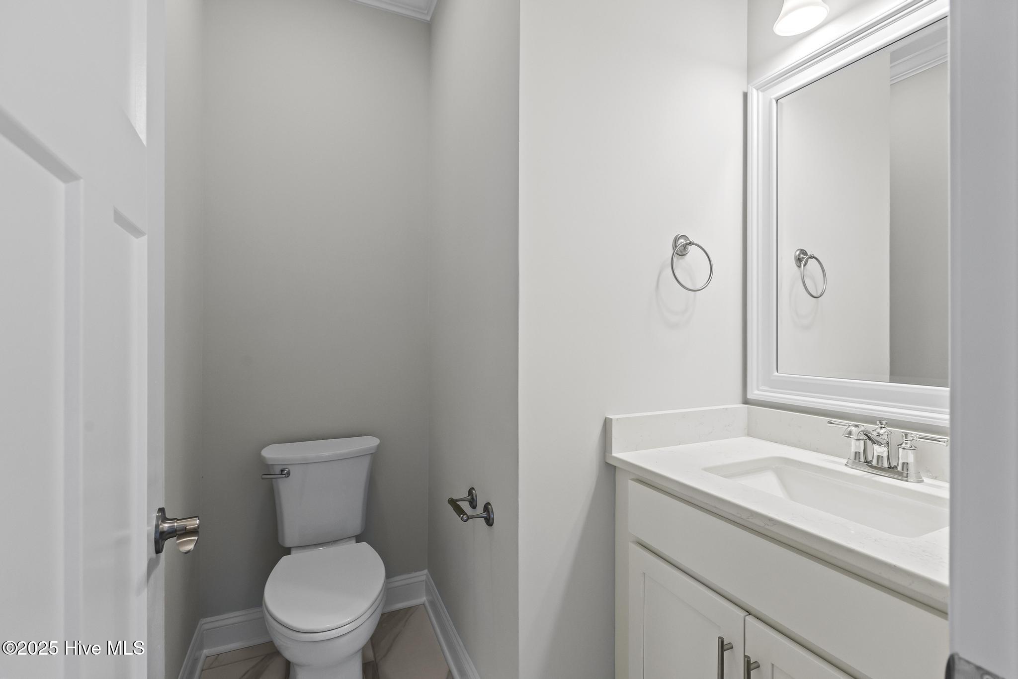 100511230 | Photo 14