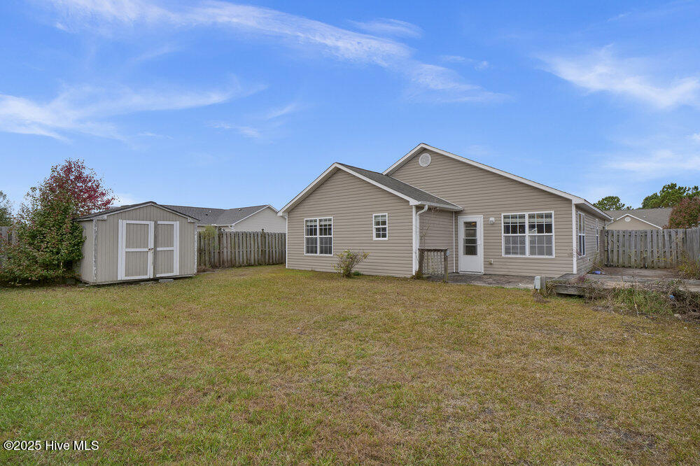 100542434 | Photo 26