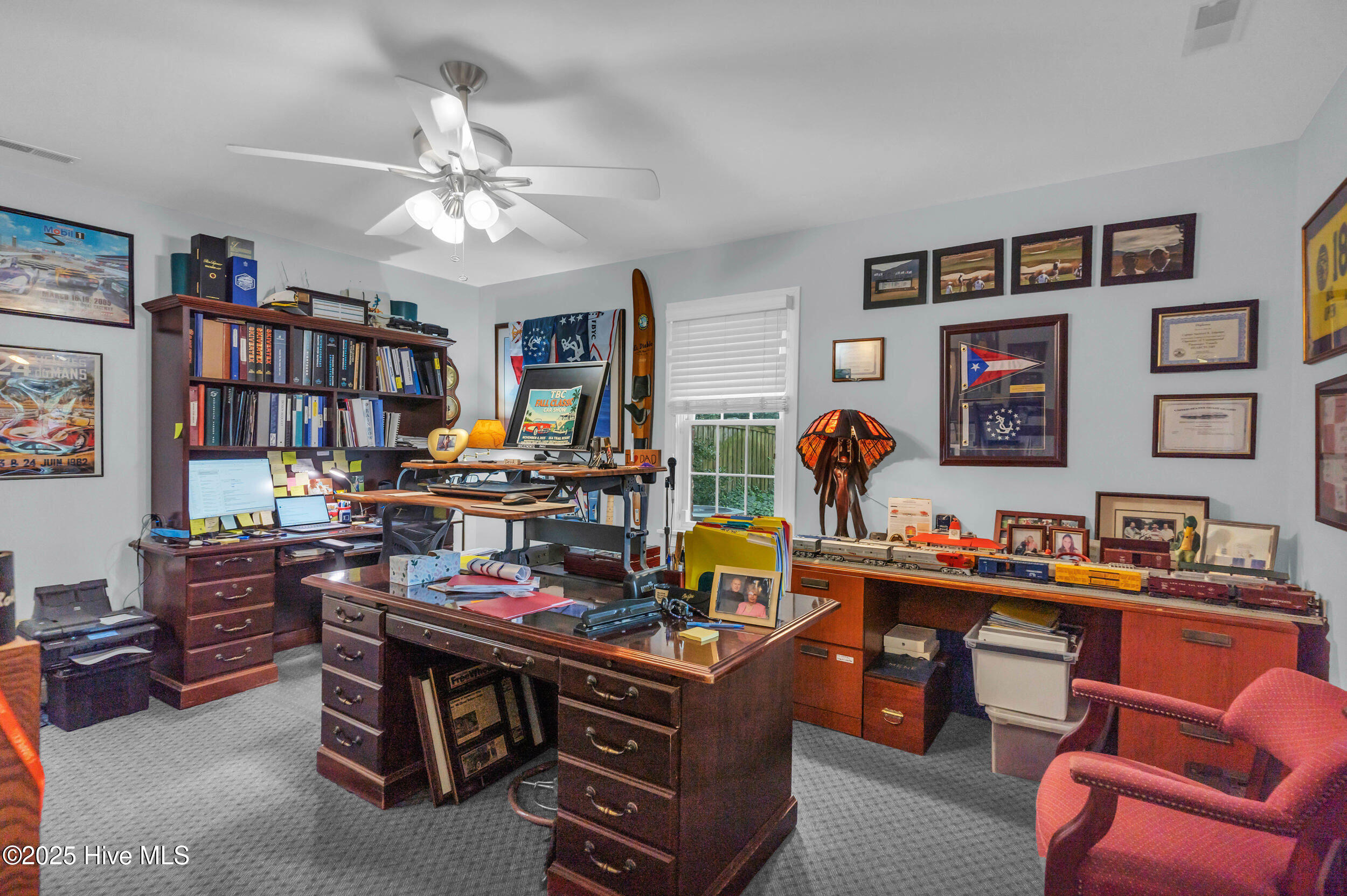 100537749 | Photo 37