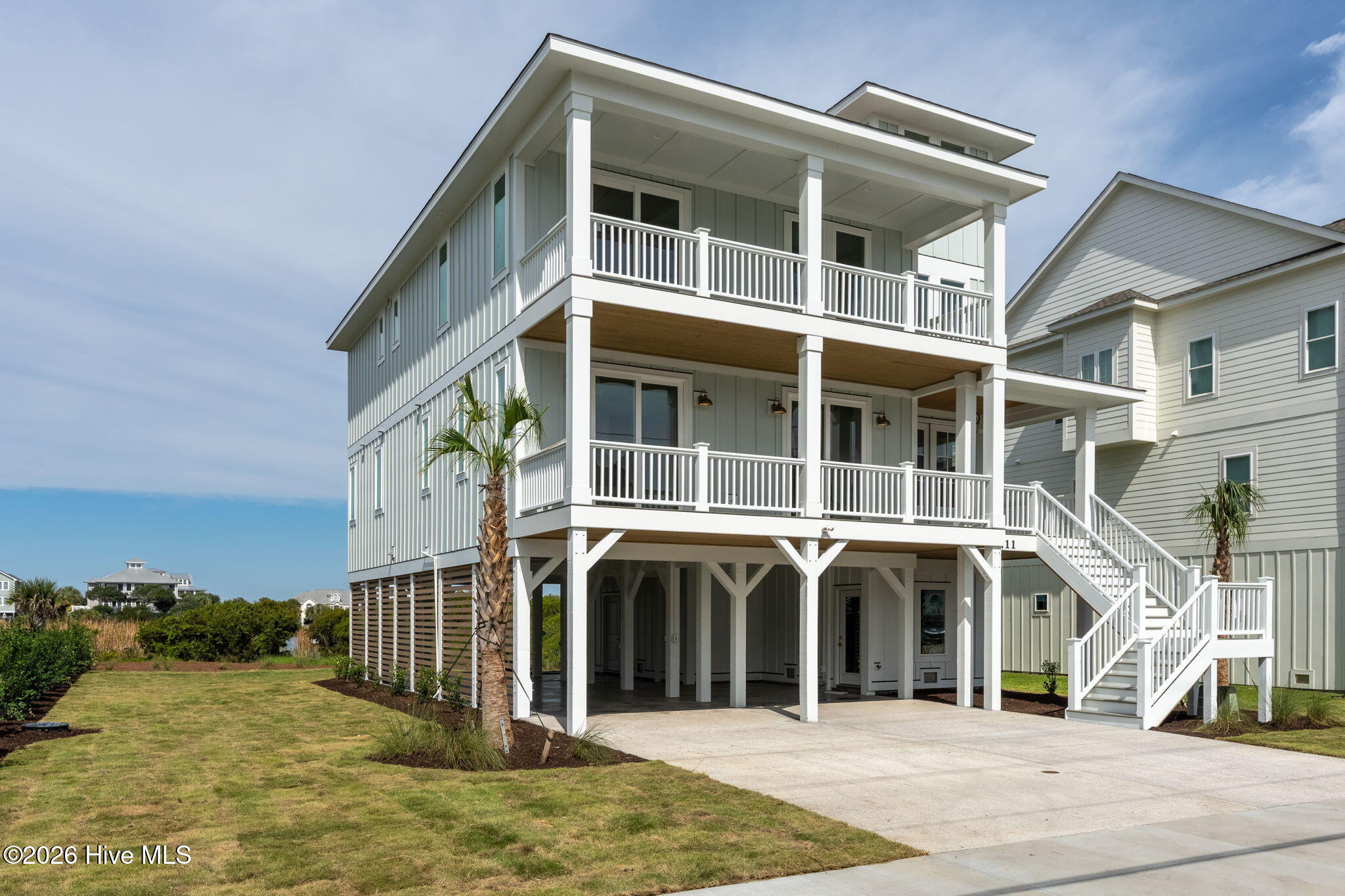 411 New River Inlet Road — listing photograph 3
