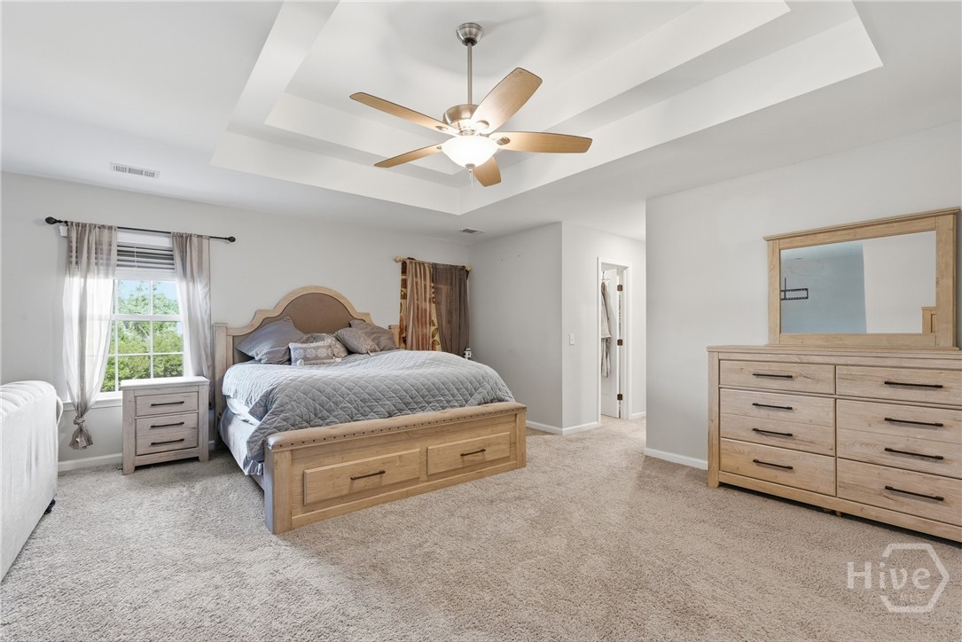 Double tray ceiling in primary