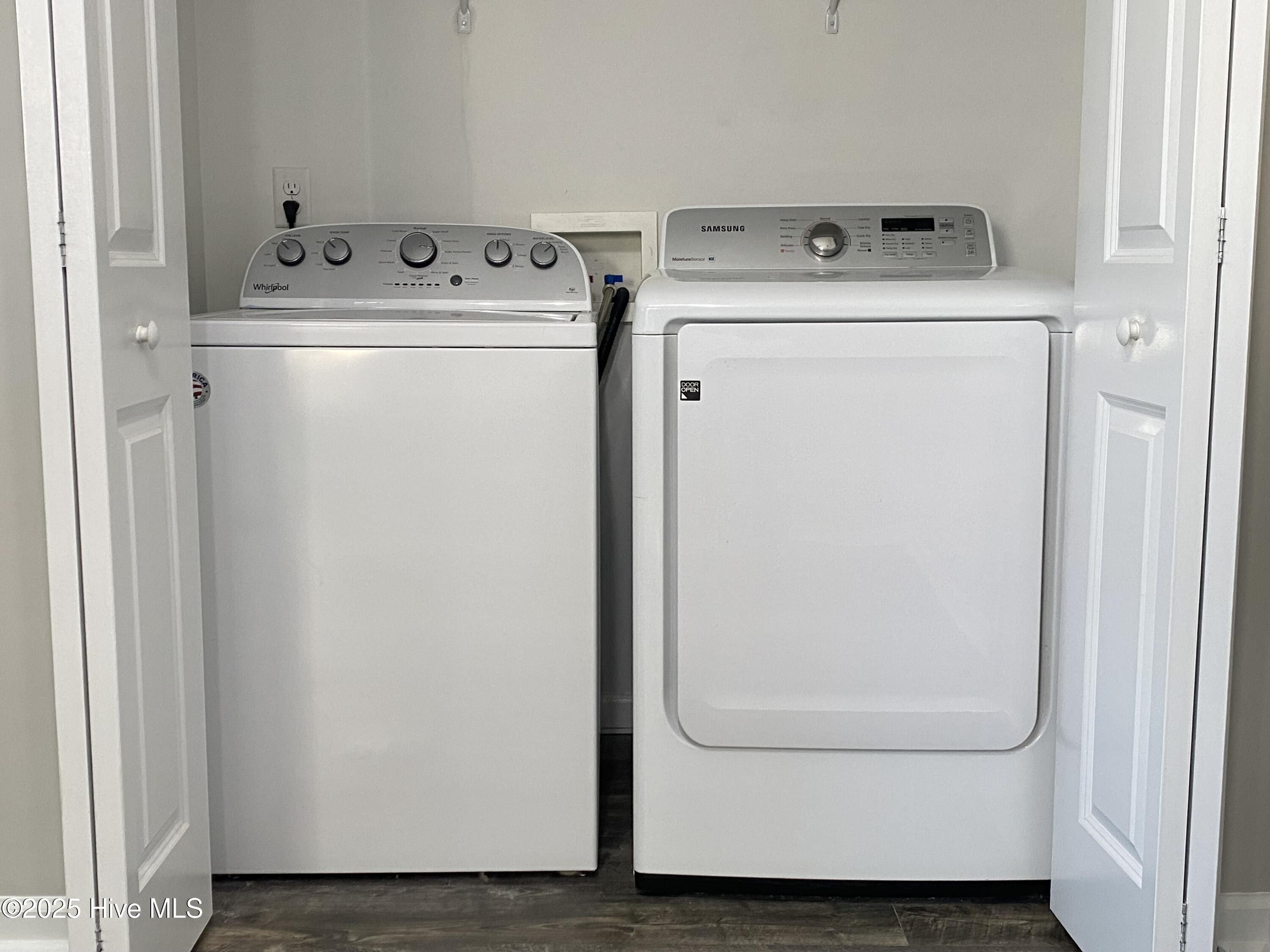 100538059 | Photo 13