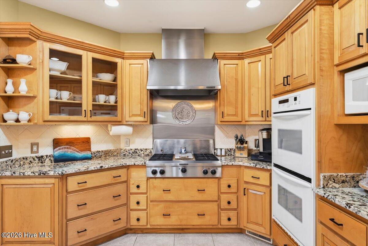 100551977 | Photo 14