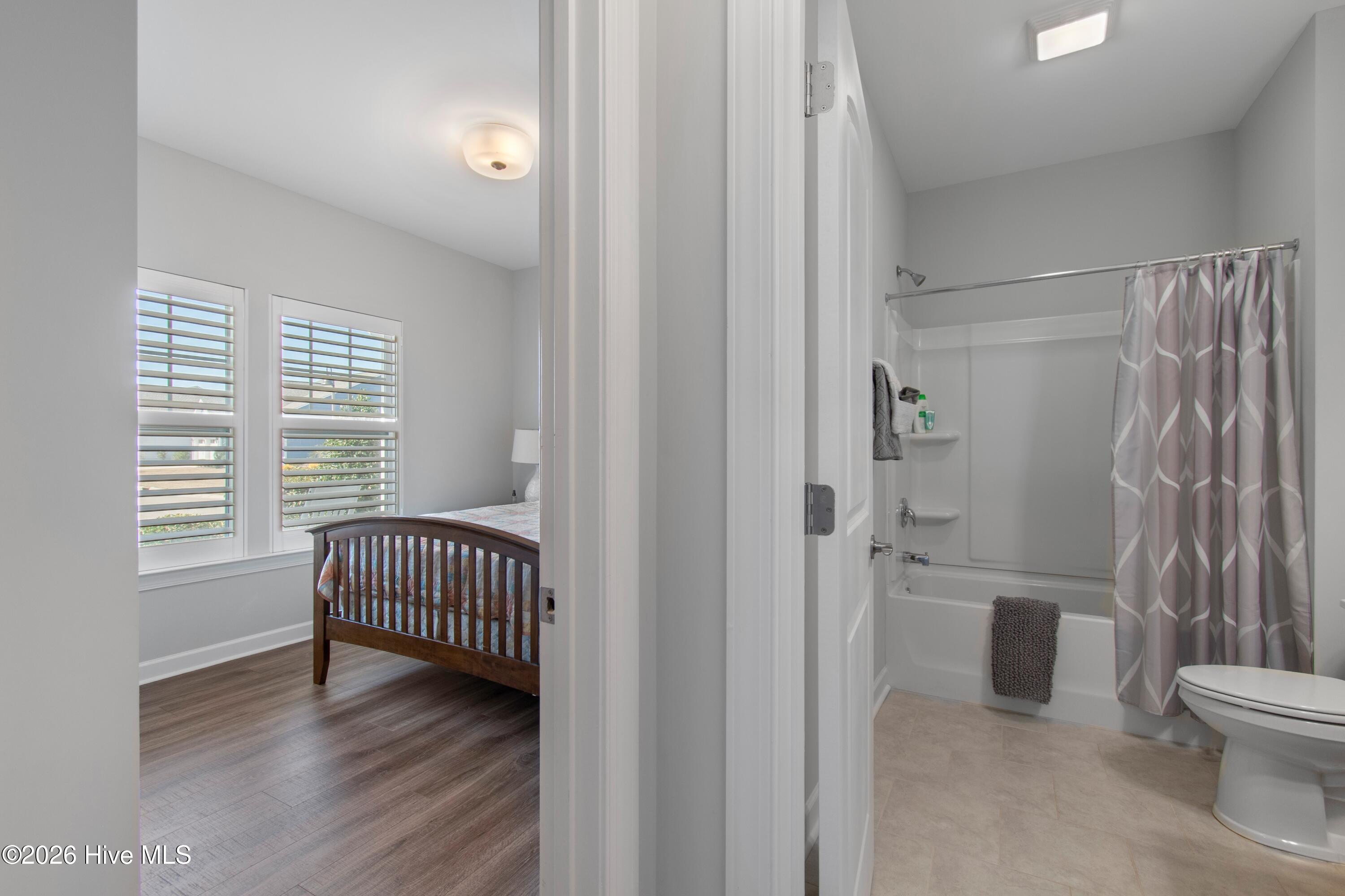 100559235 | Photo 34