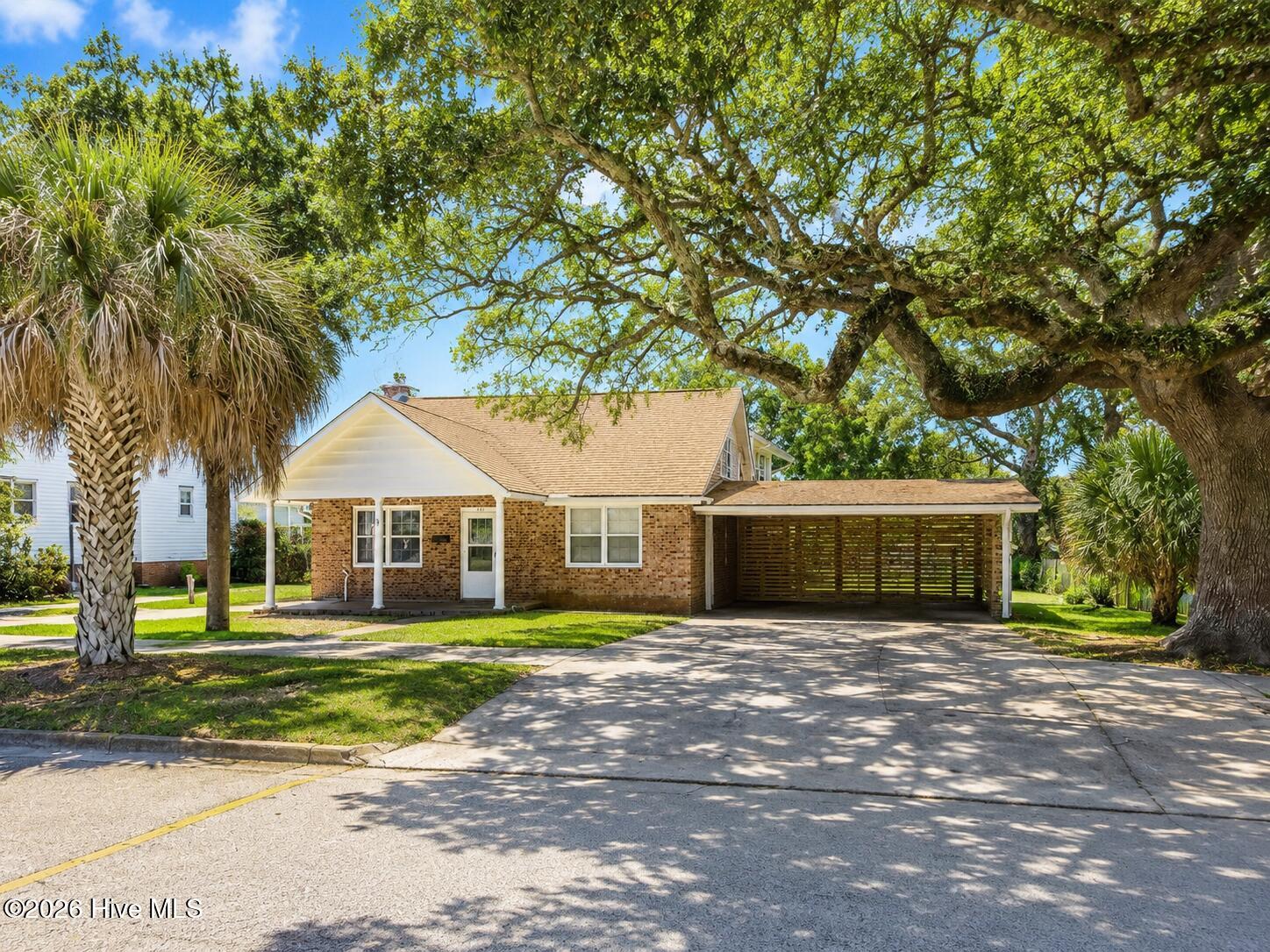 Exterior photo of 205 W Moore Street, Southport, NC 28461. MLS: 100585956
