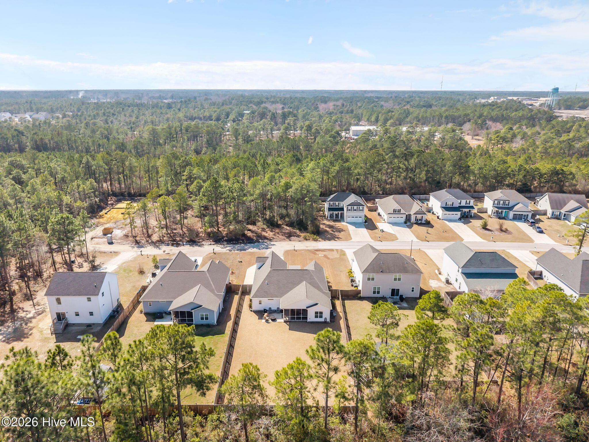 100557653 | Photo 46