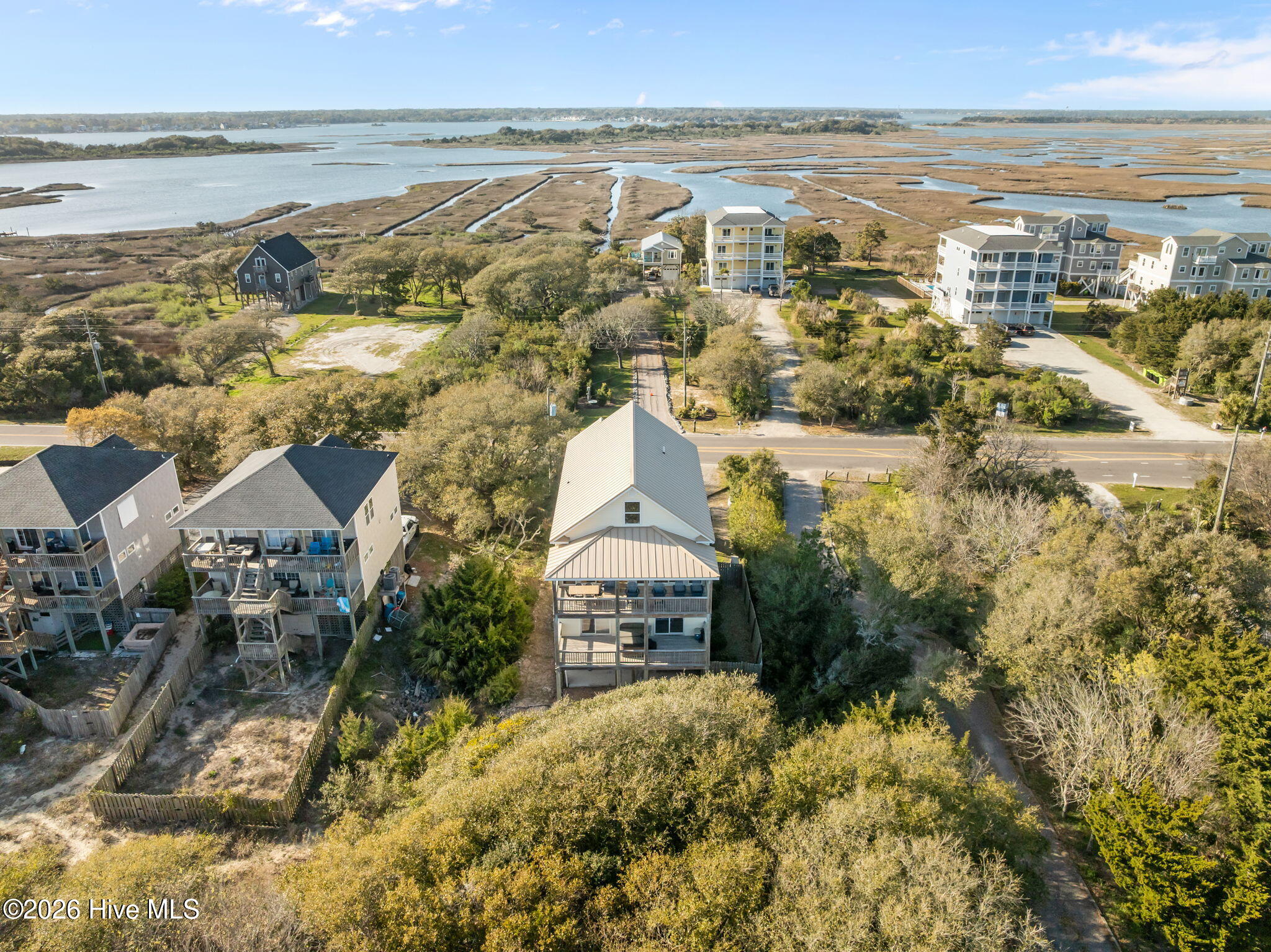 100565208 | Photo 59