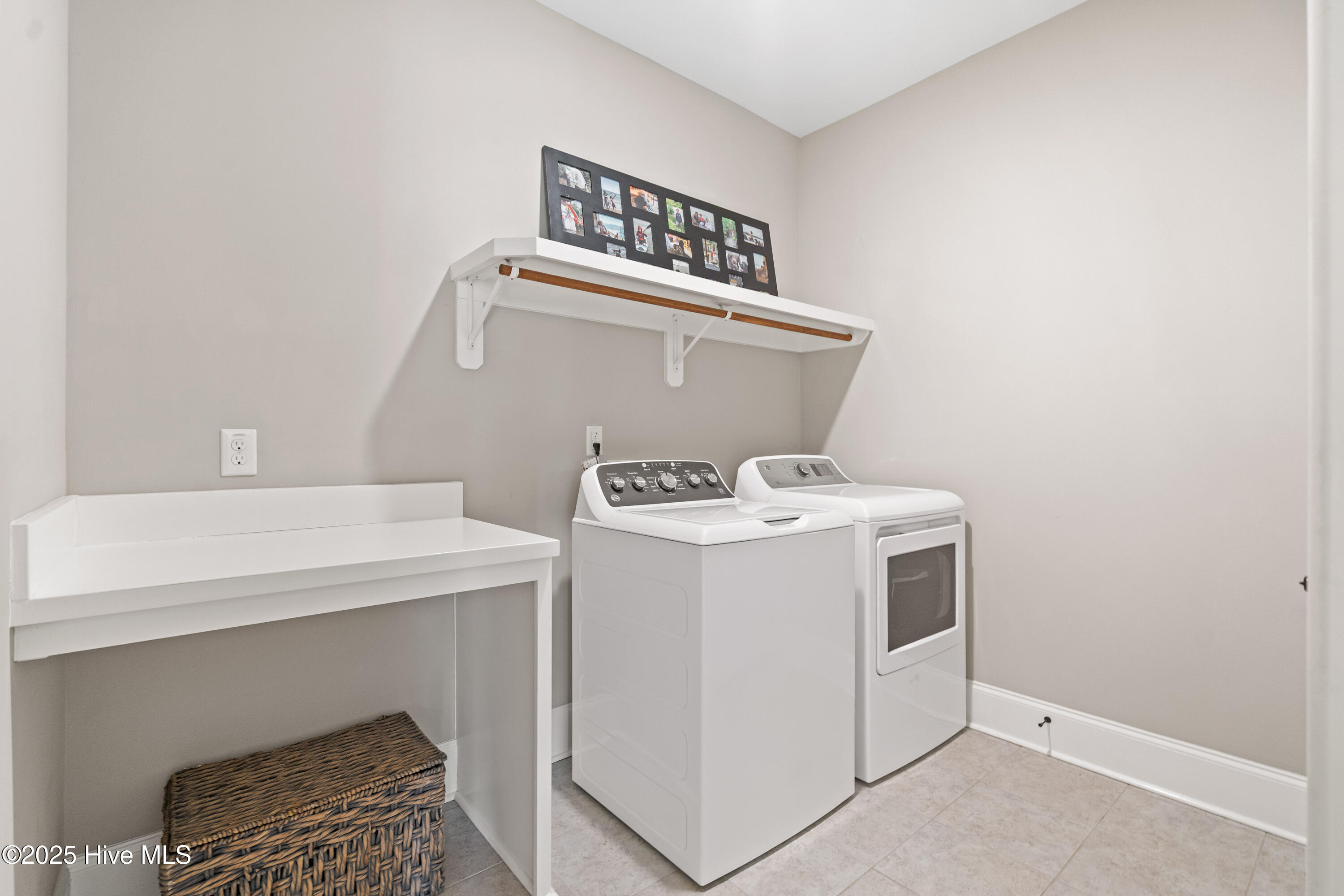 100539660 | Photo 48