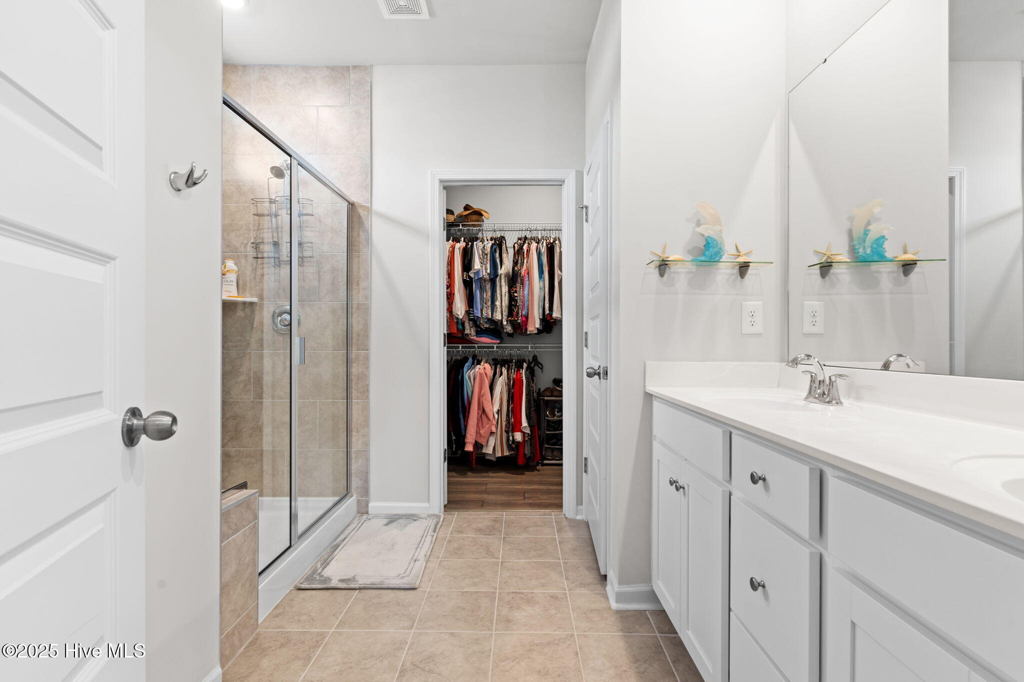 100545936 | Photo 20