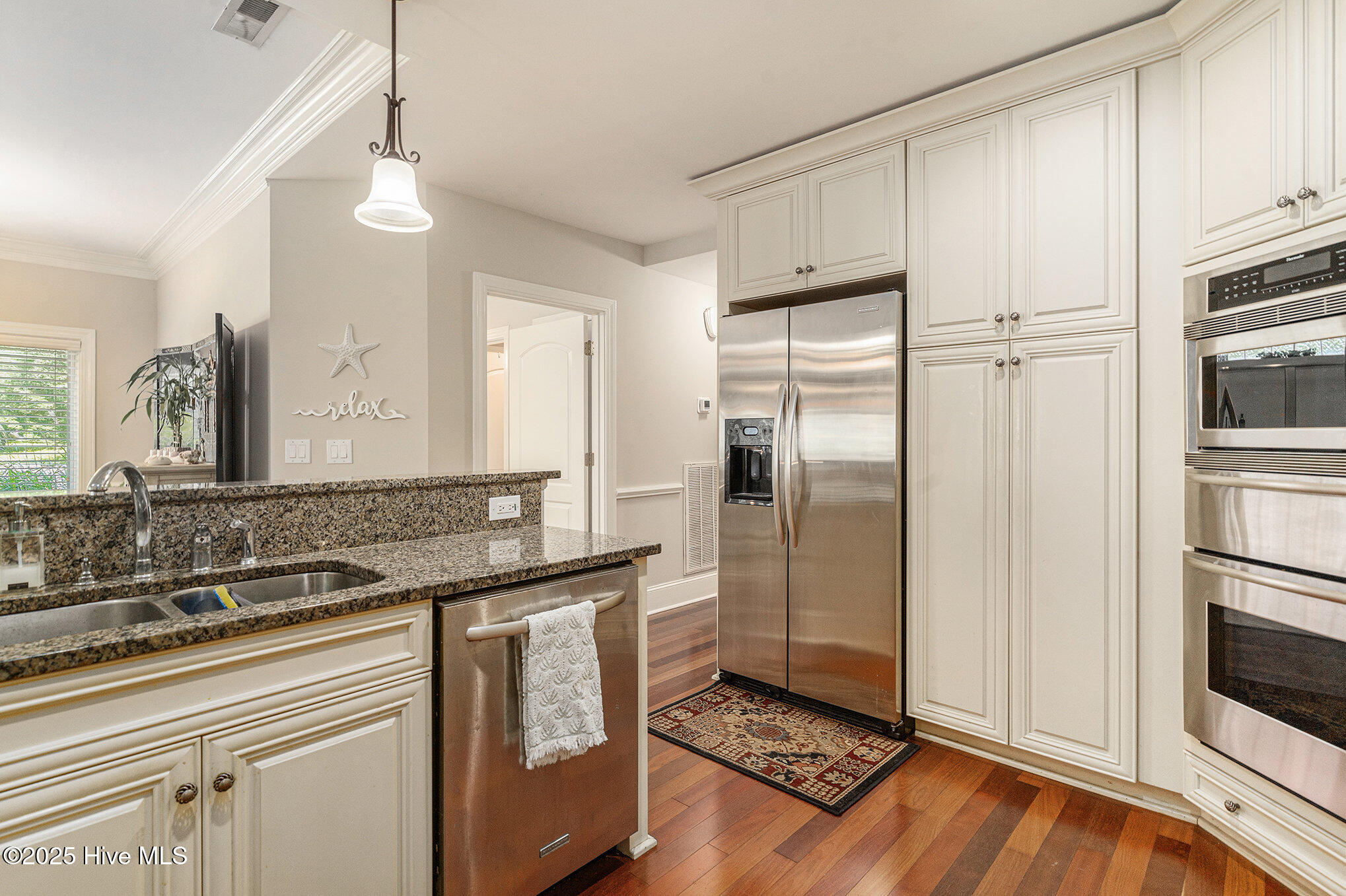 100529014 | Photo 22