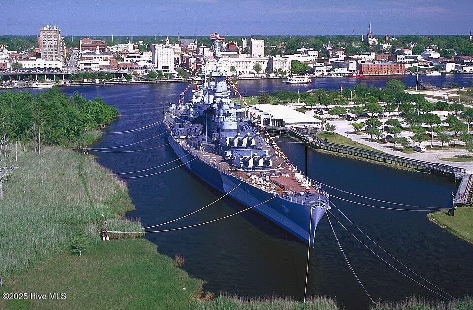 100501486 | Photo 31