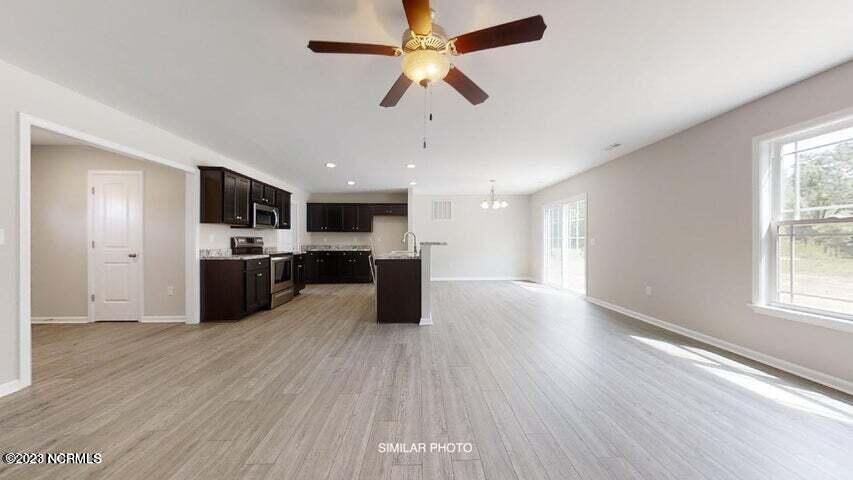 100518154 | Photo 27