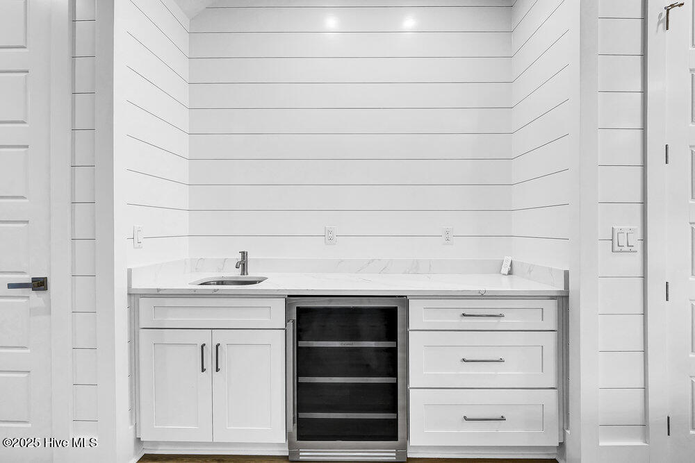 100507962 | Photo 10