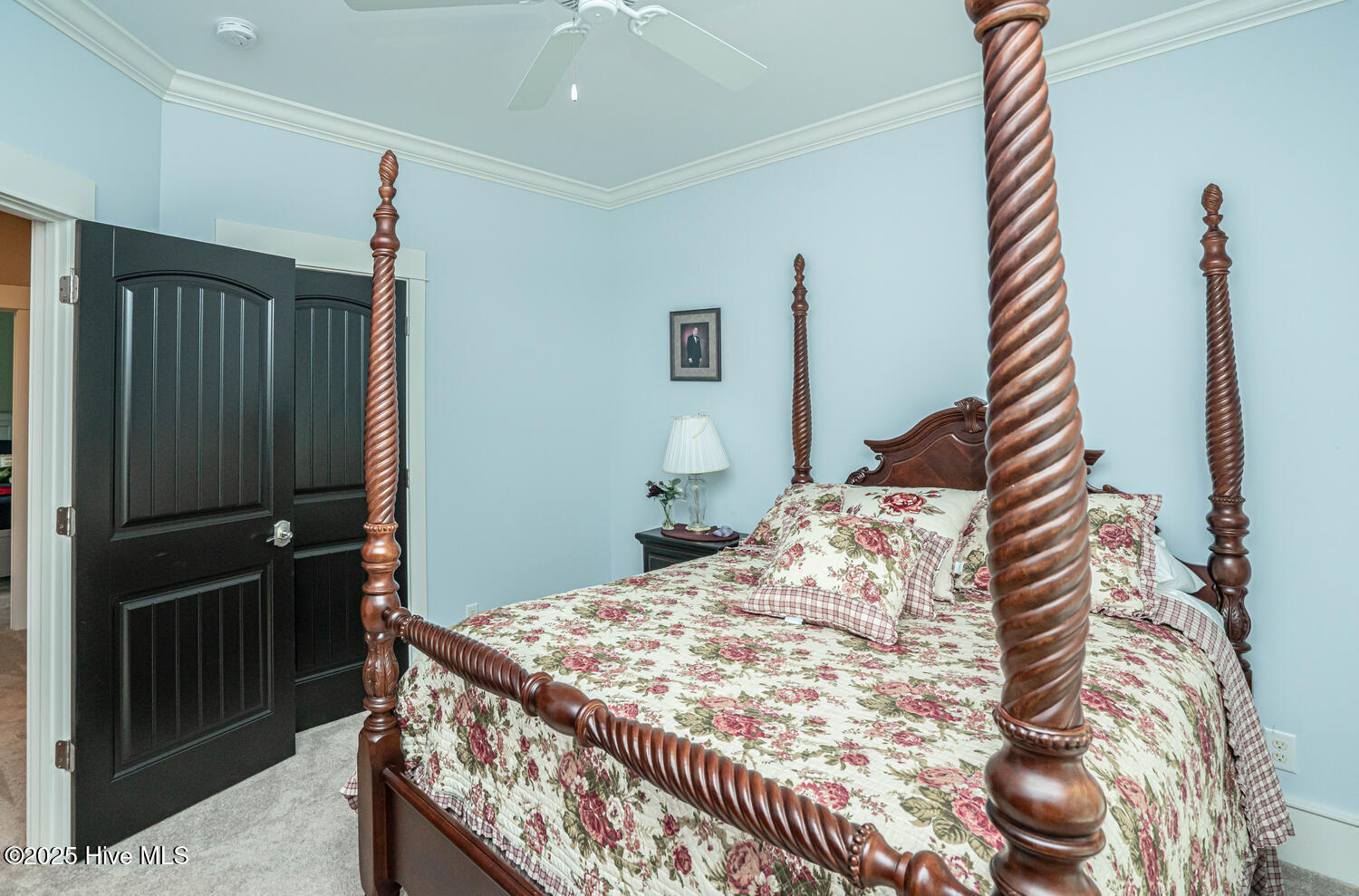 100566478 | Photo 45