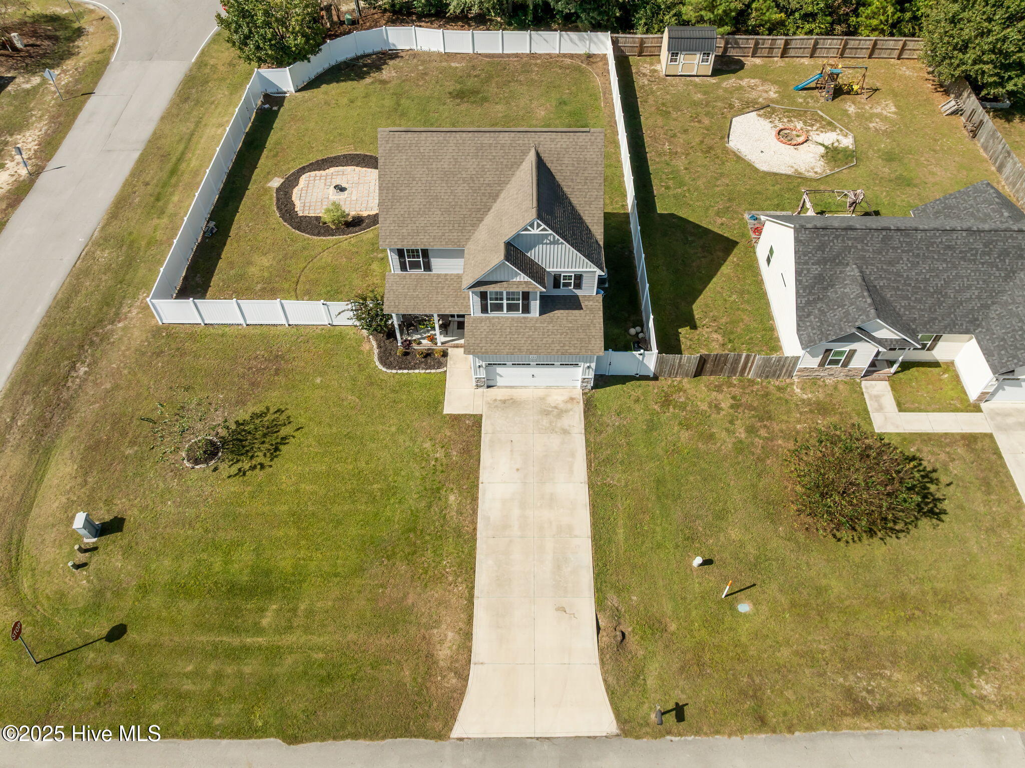 100534756 | Photo 40