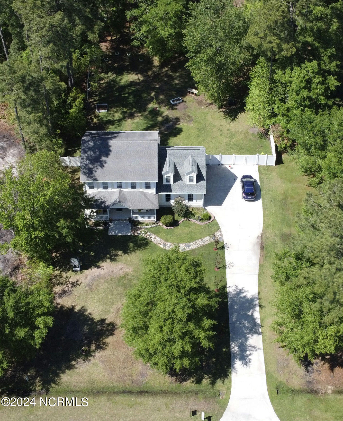 117 Longwood Drive, Stella, NC 28582 – photo 2: 1000002716