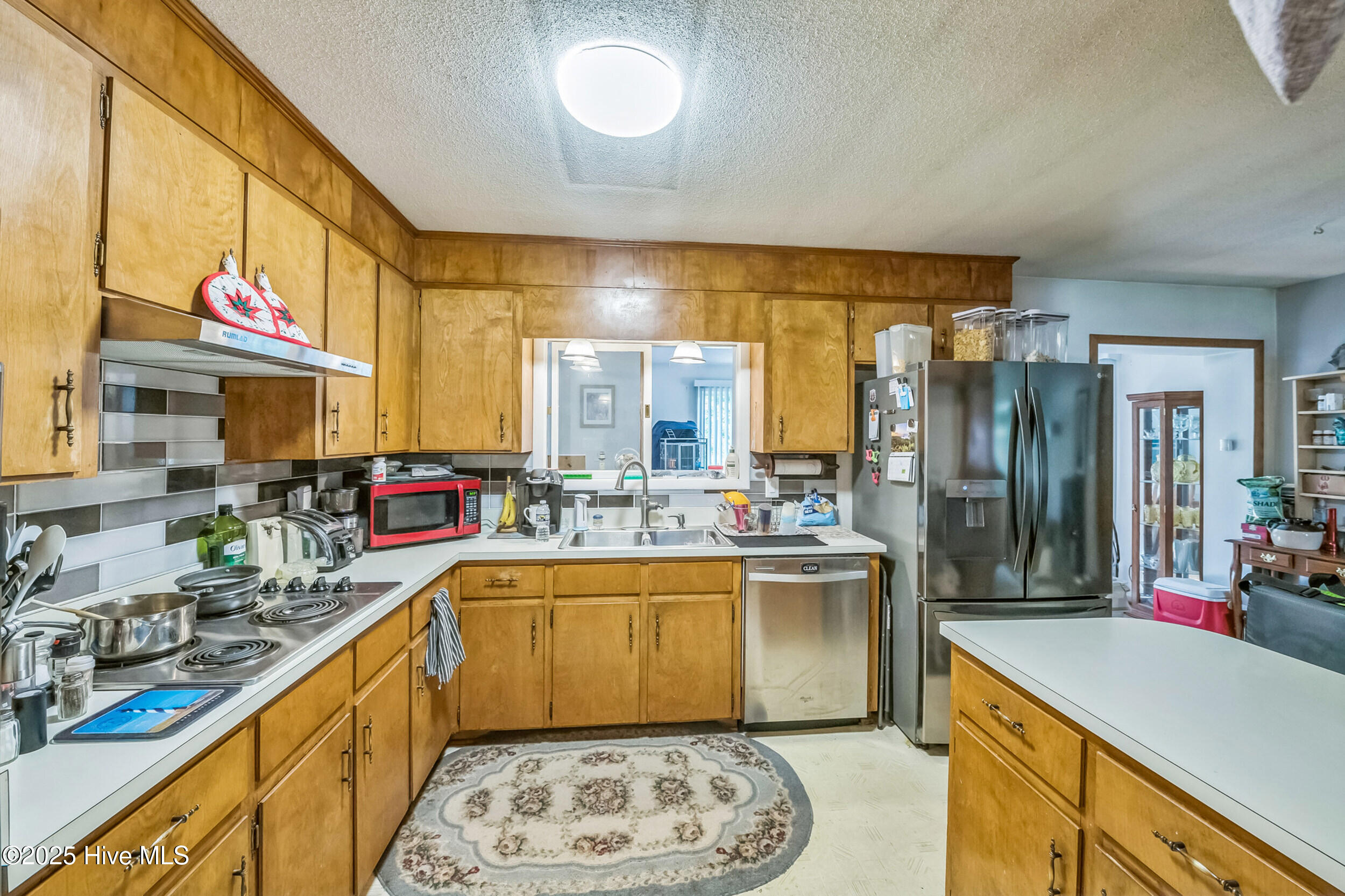 100507183 | Photo 39