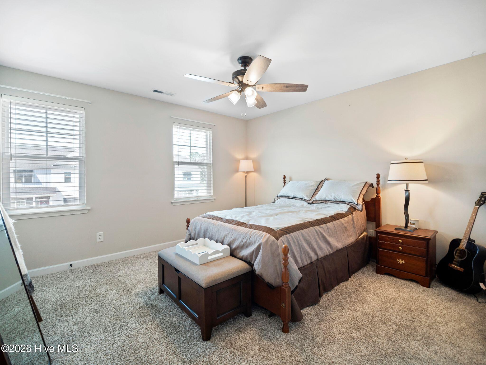 100569954 | Photo 31