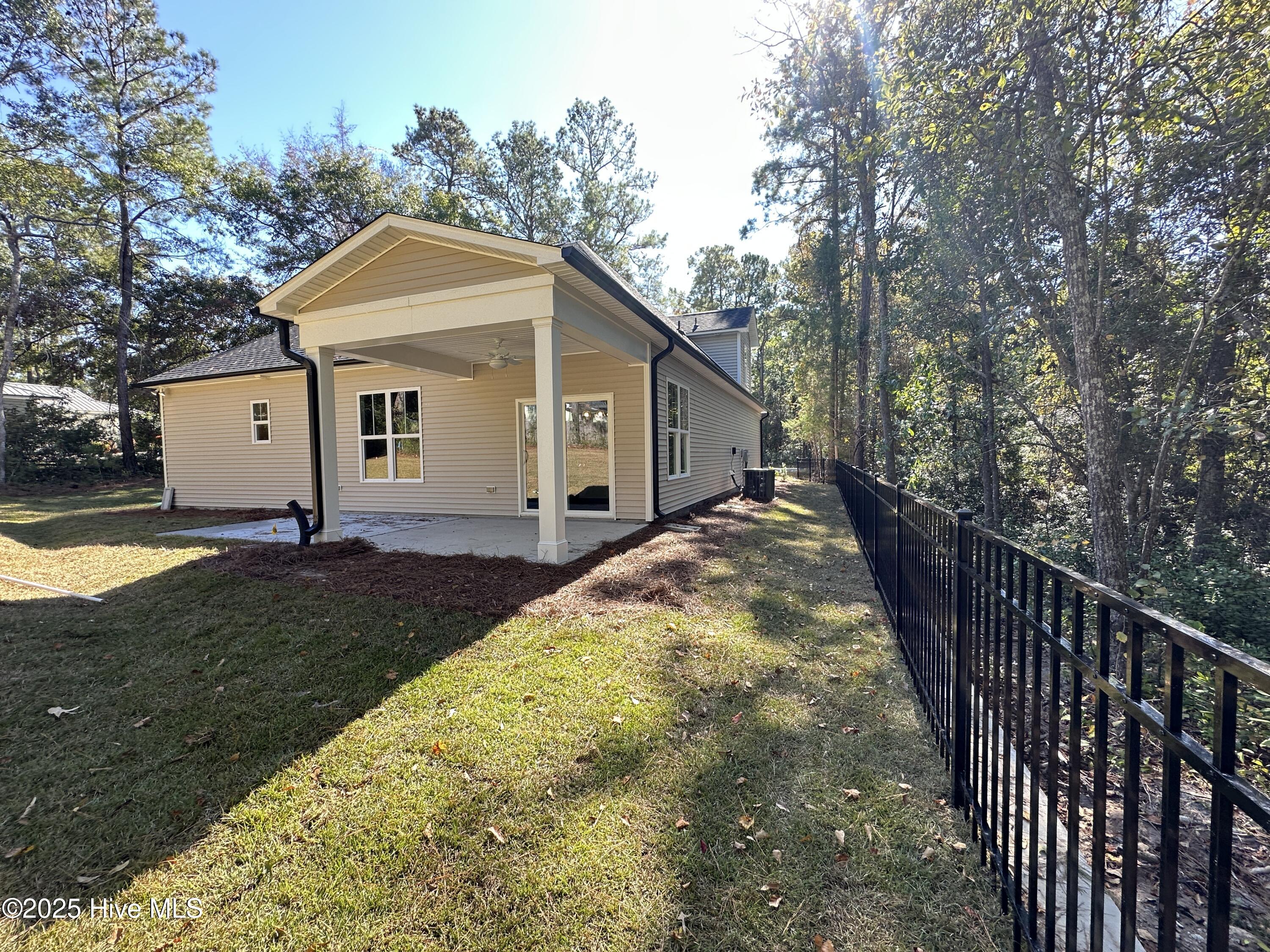 Homes for sale in Shallotte, NC | 3188 Oak Dr Sw, Shallotte, NC 28470 | MLS# 100512844