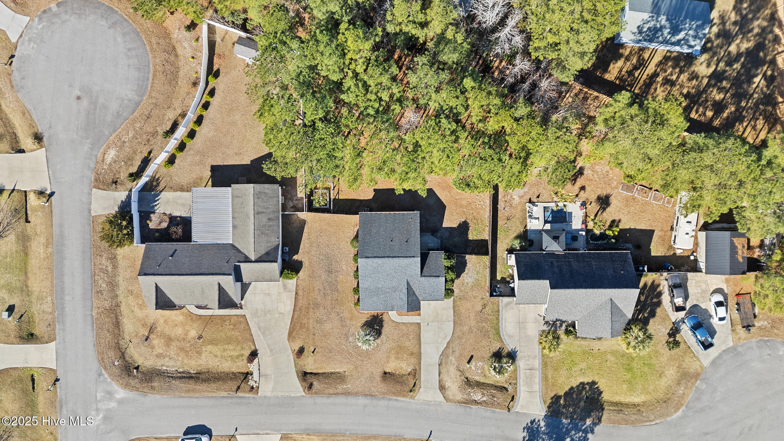 100545766 | Photo 38