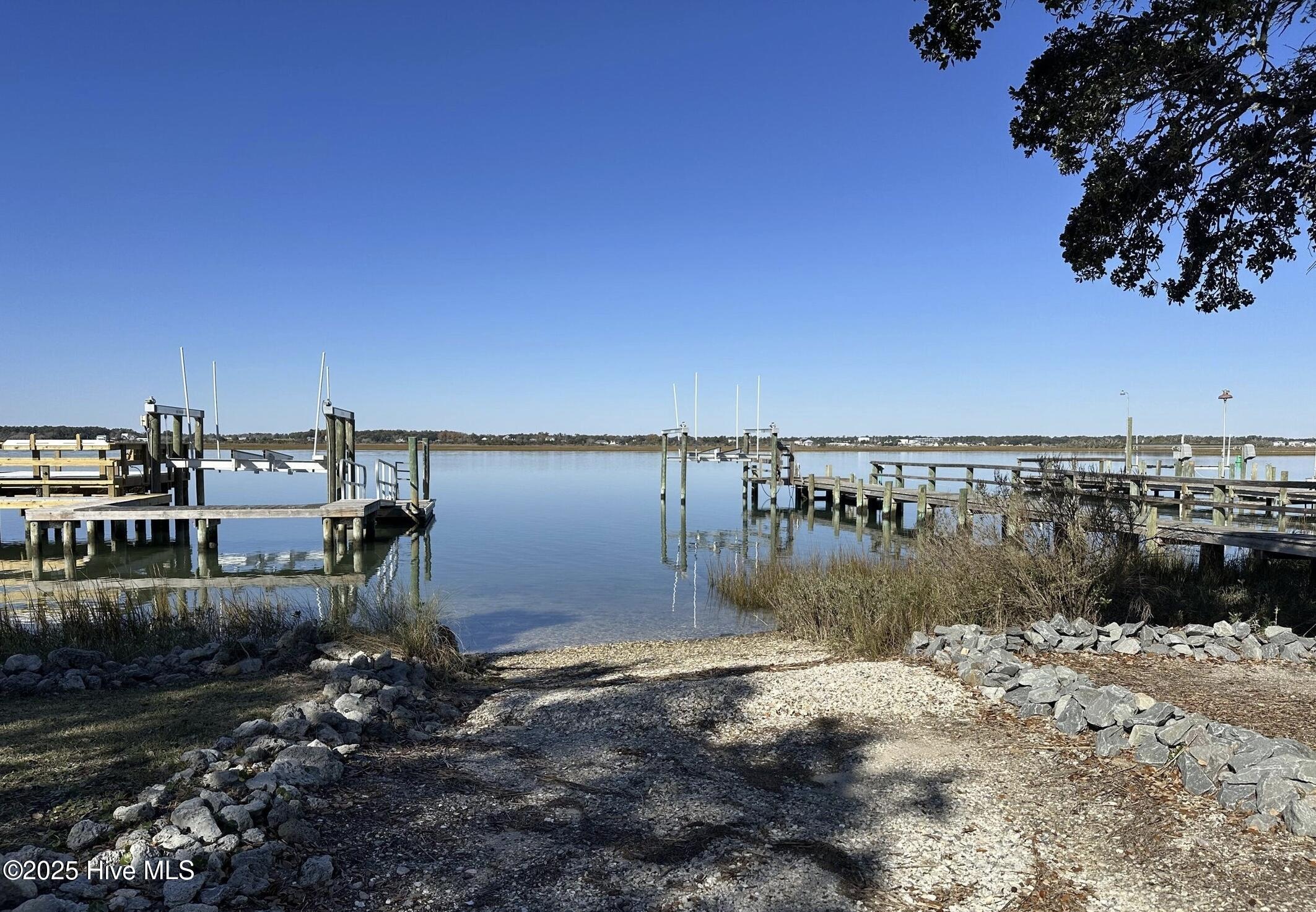 100498543 | Photo 117